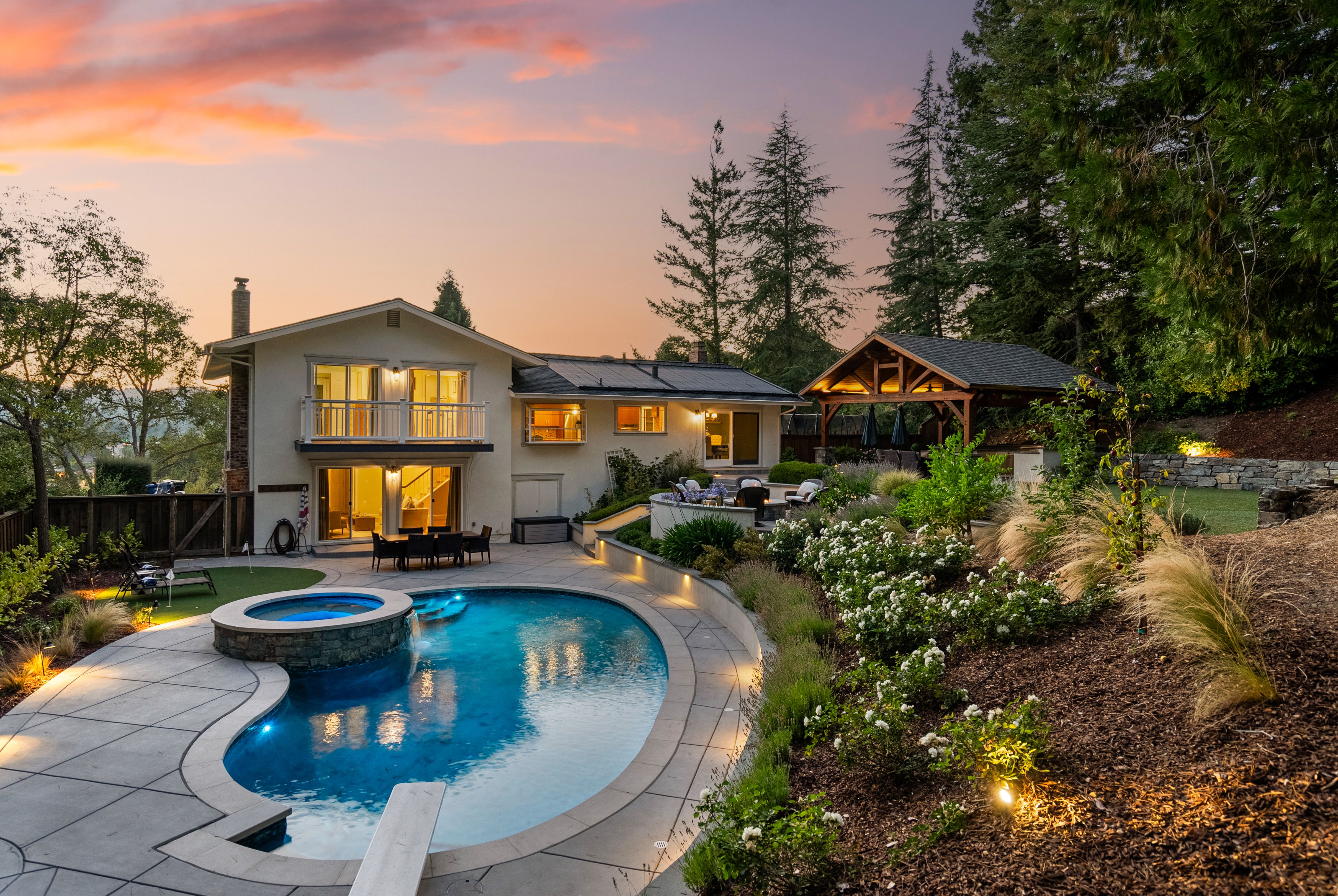 1068 Country Club Drive 