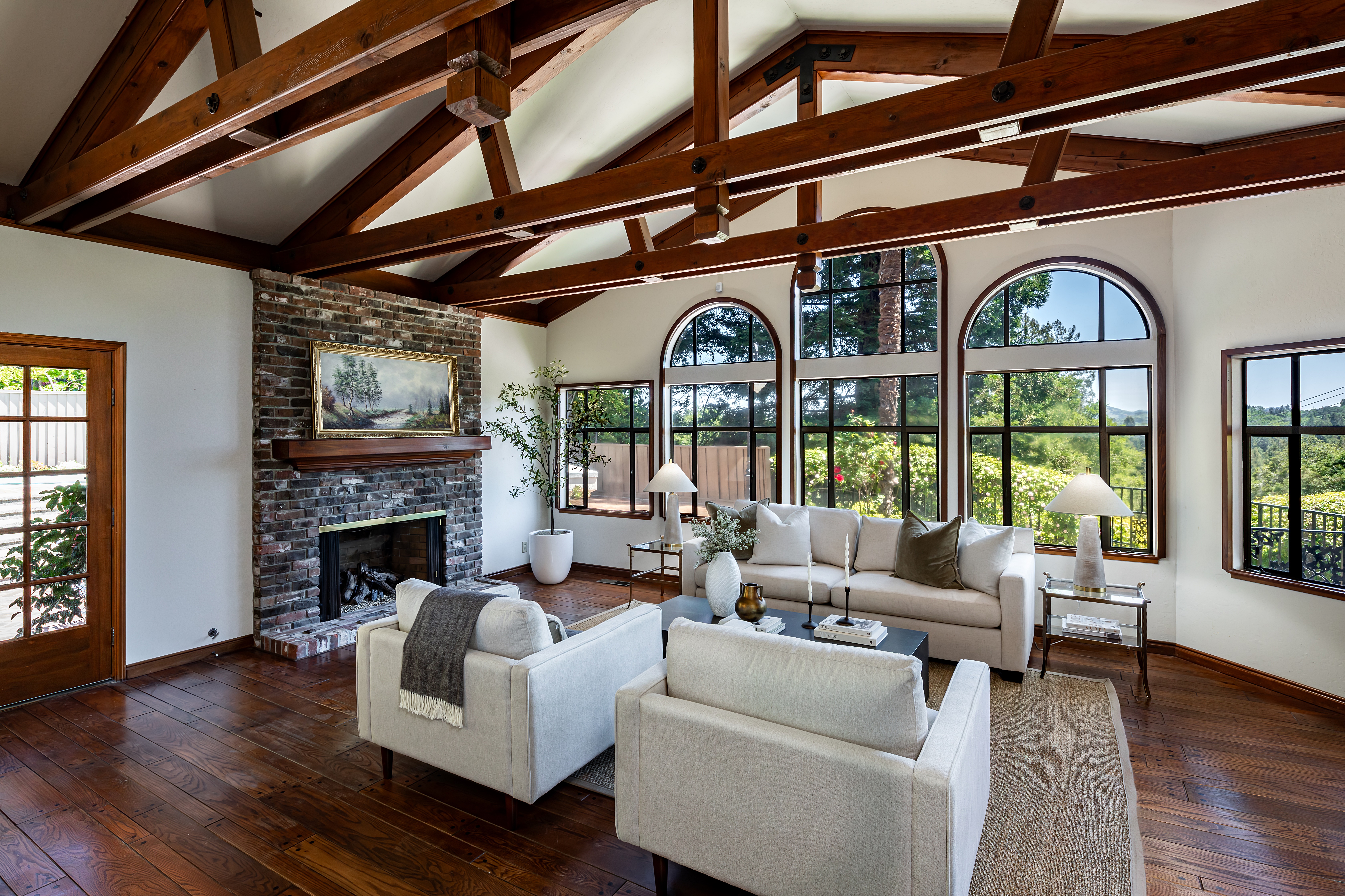 4128 Happy Valley Road 