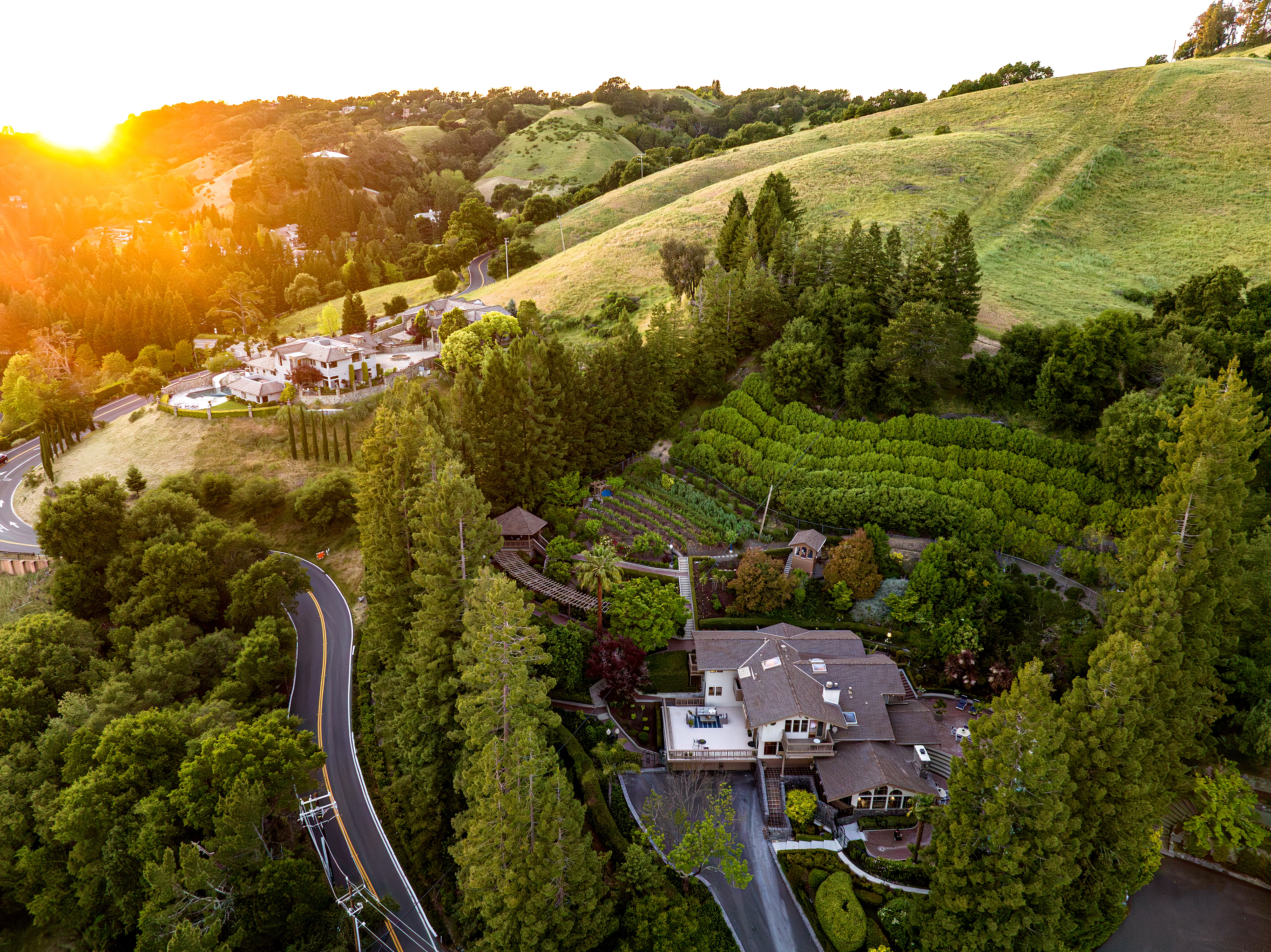 4128 Happy Valley Road 