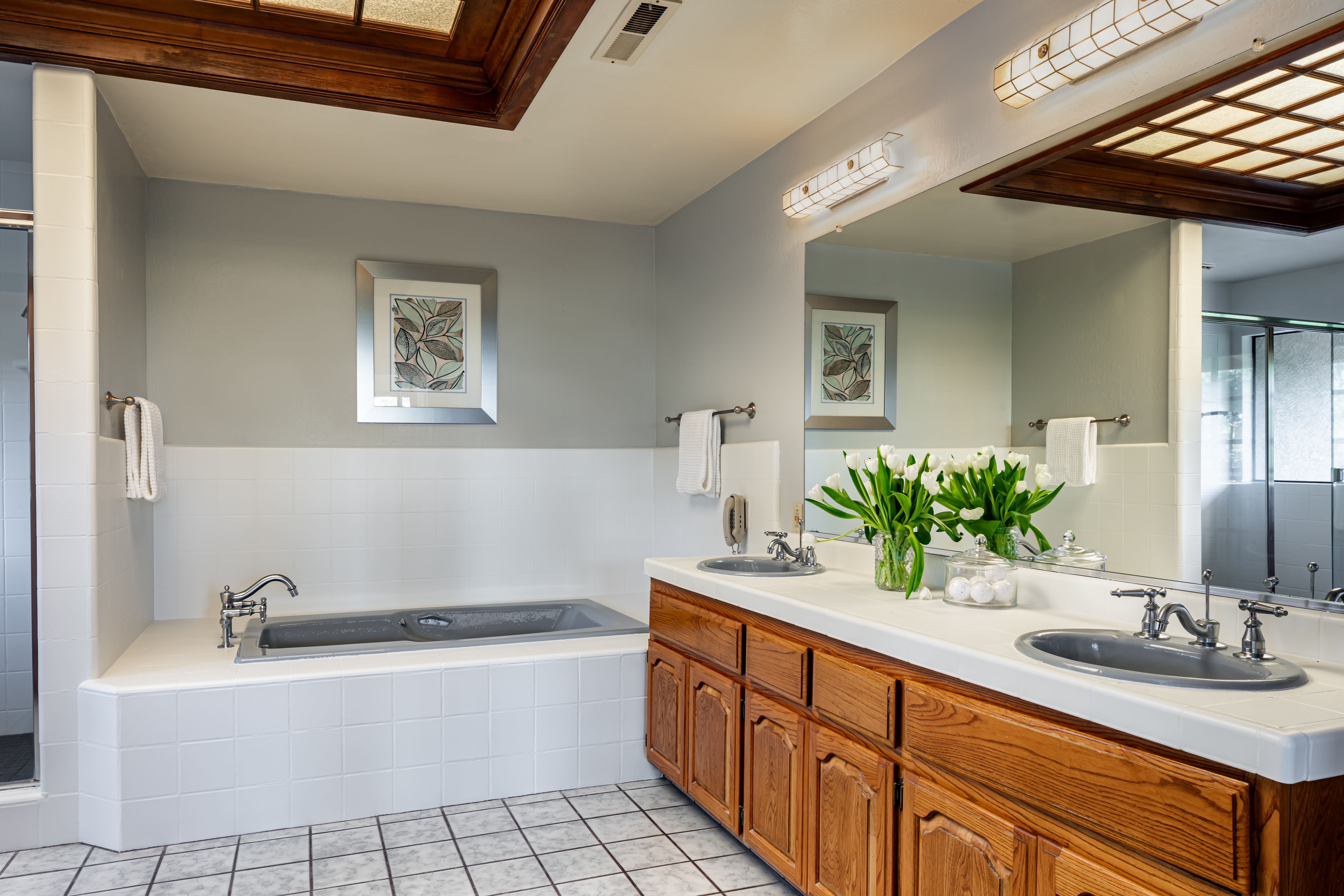 4128 Happy Valley Road 