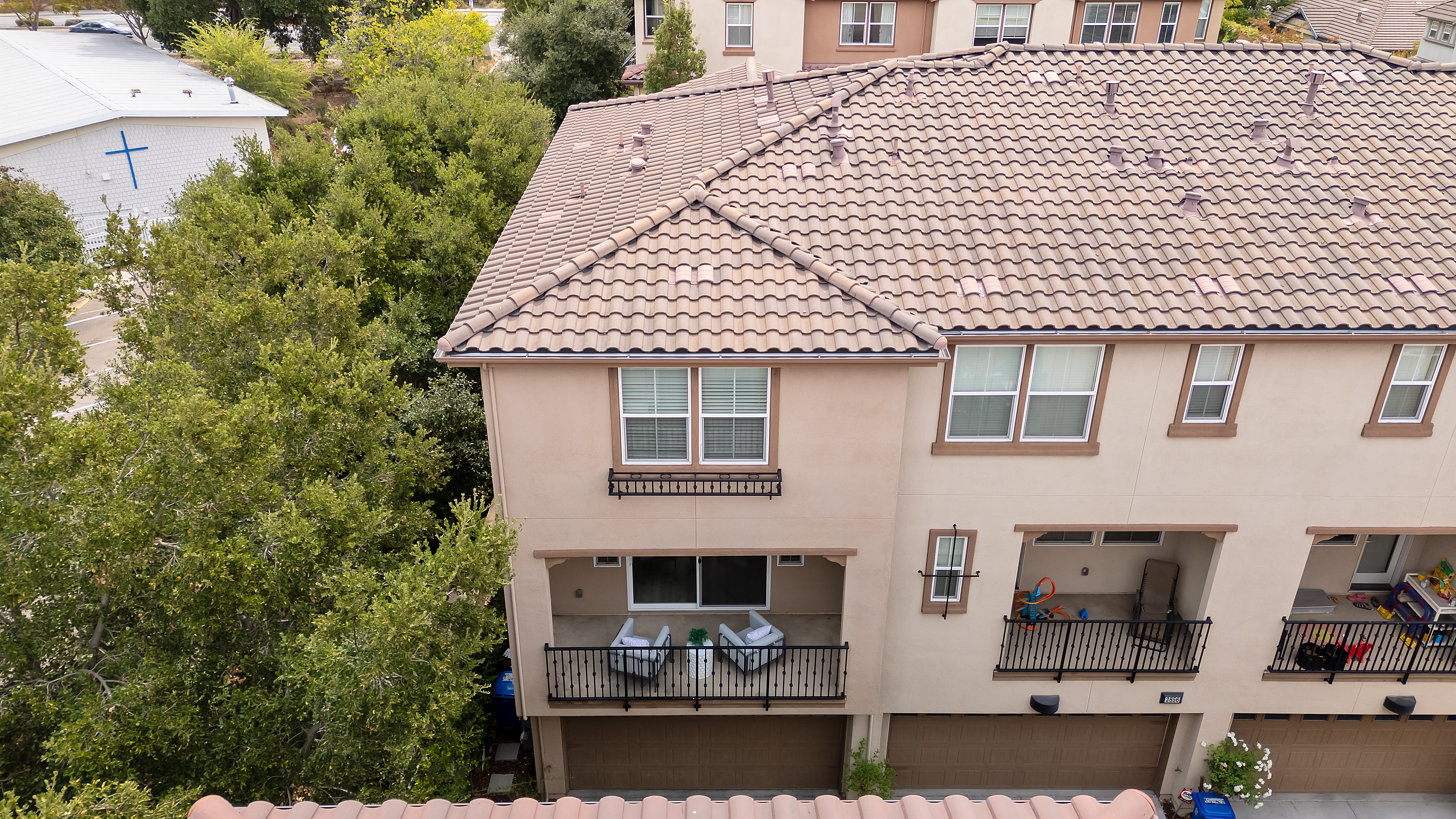 2850 Finca Terrace 
