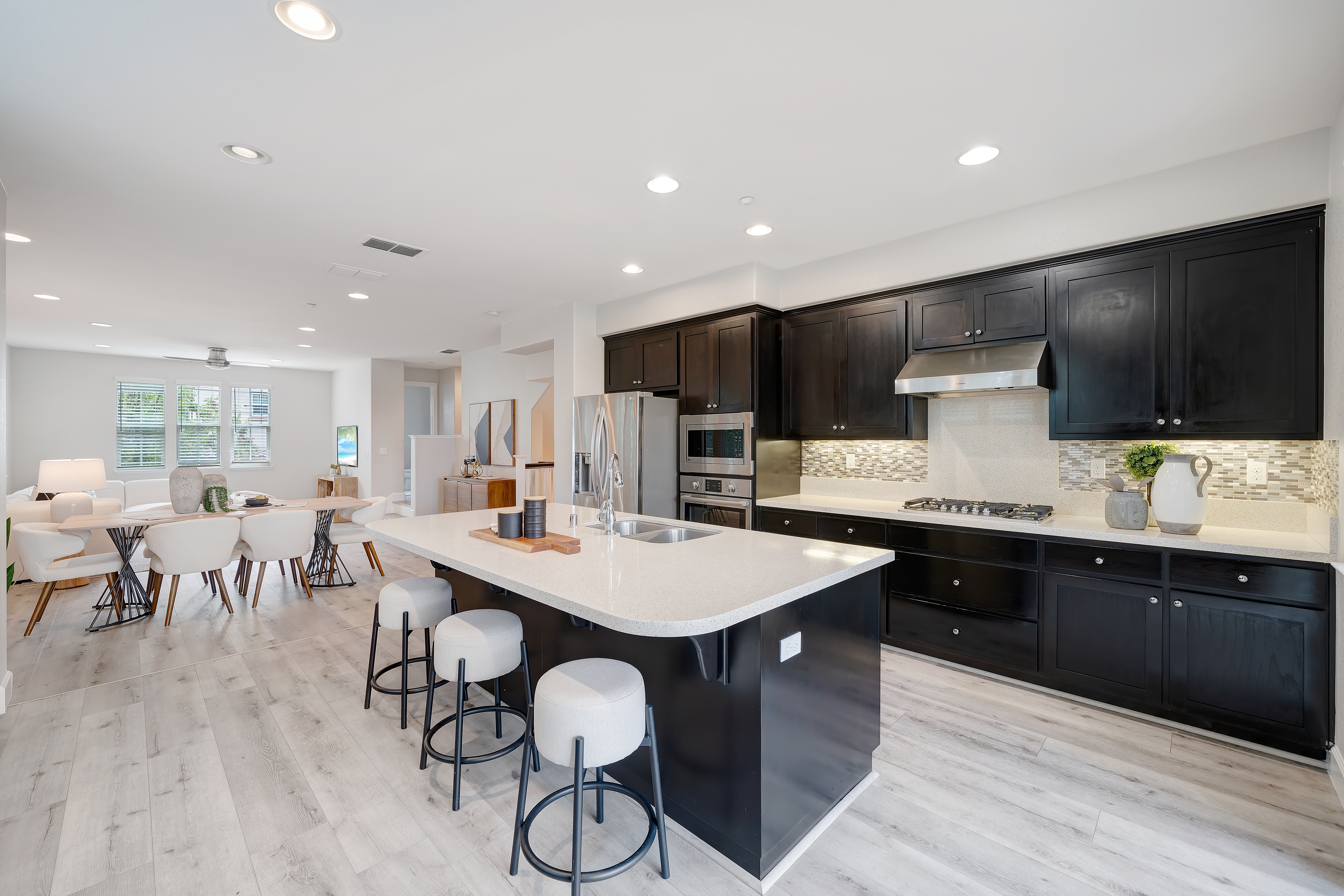 2850 Finca Terrace 