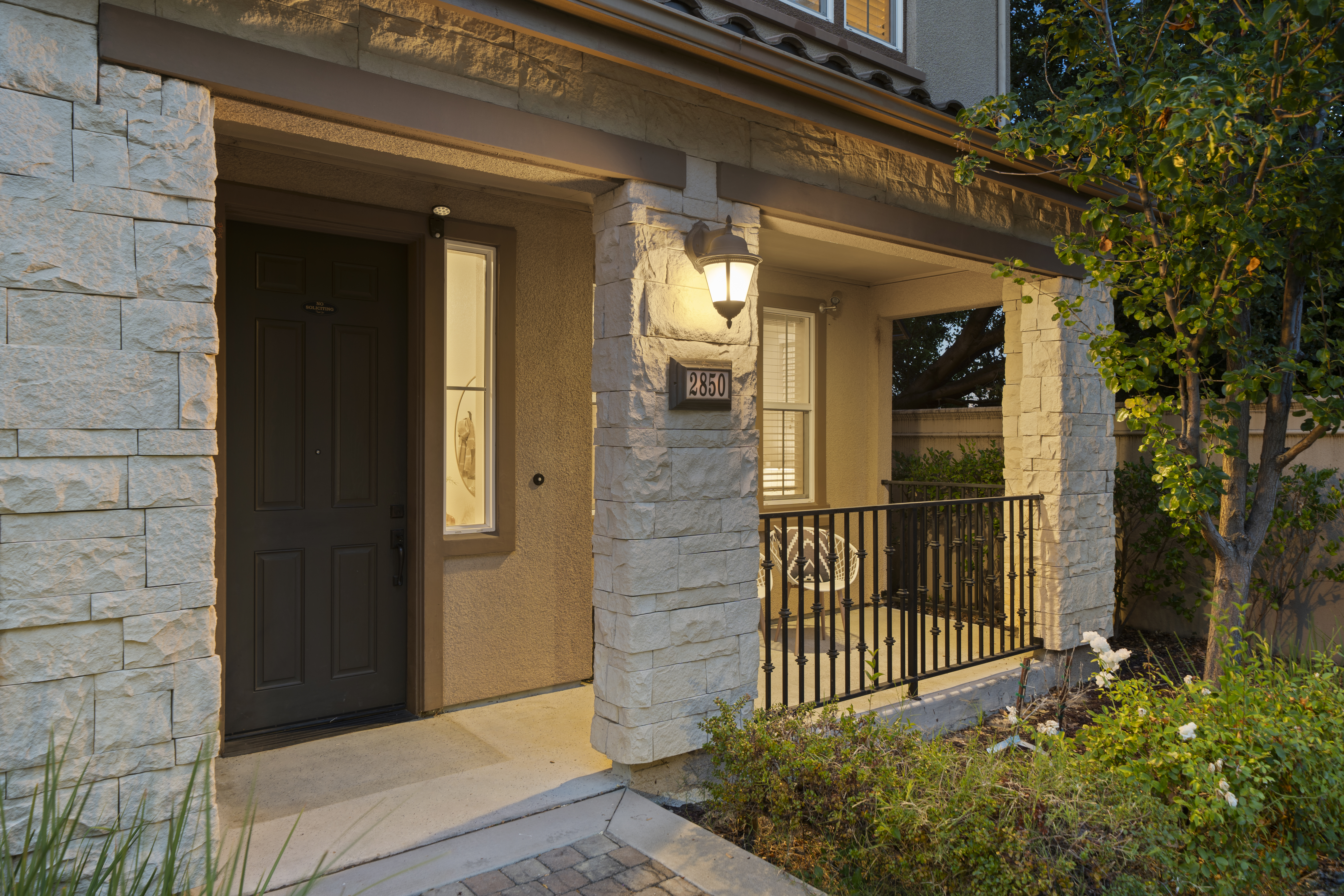 2850 Finca Terrace 
