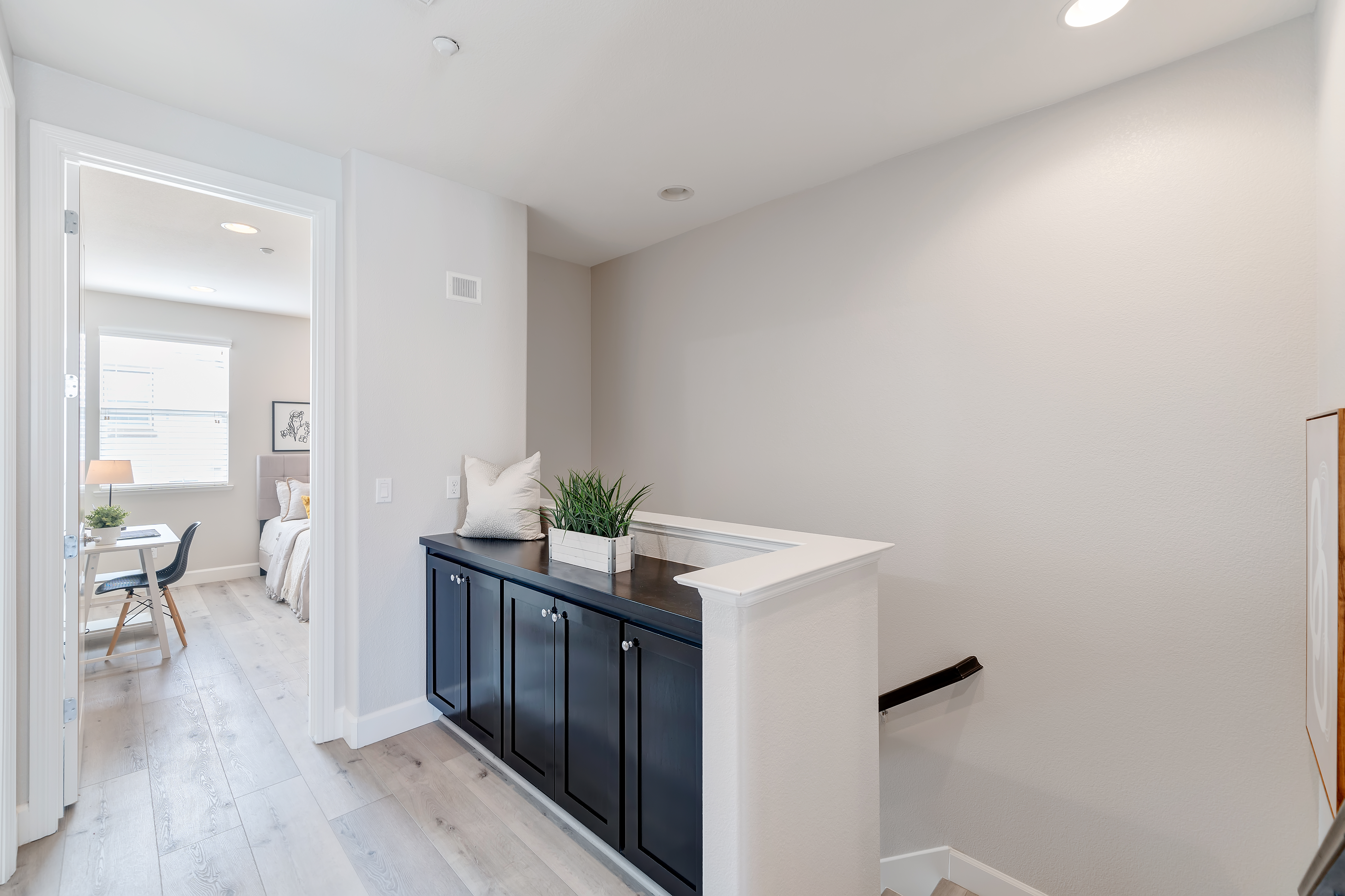 2850 Finca Terrace 