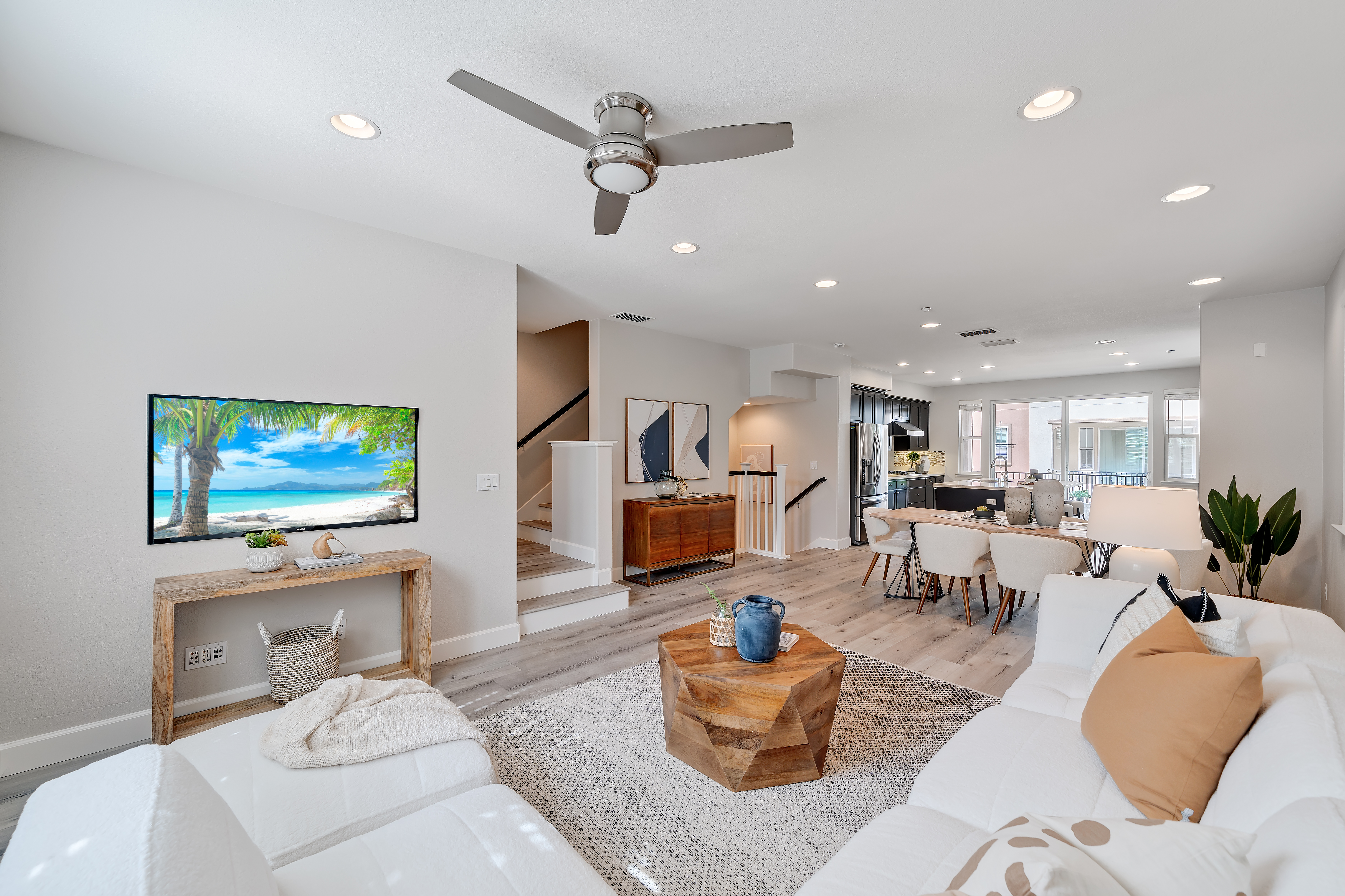 2850 Finca Terrace 