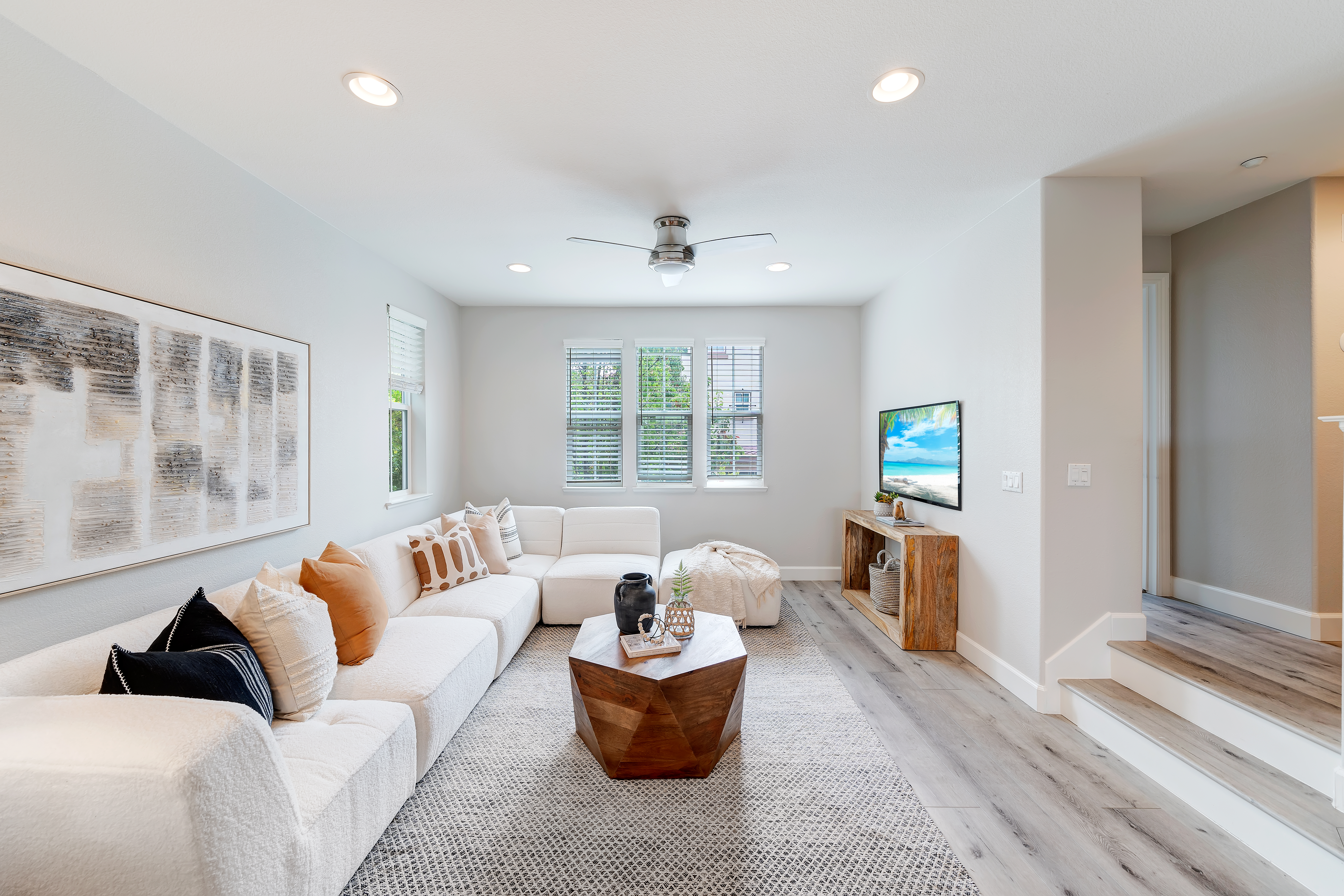 2850 Finca Terrace 