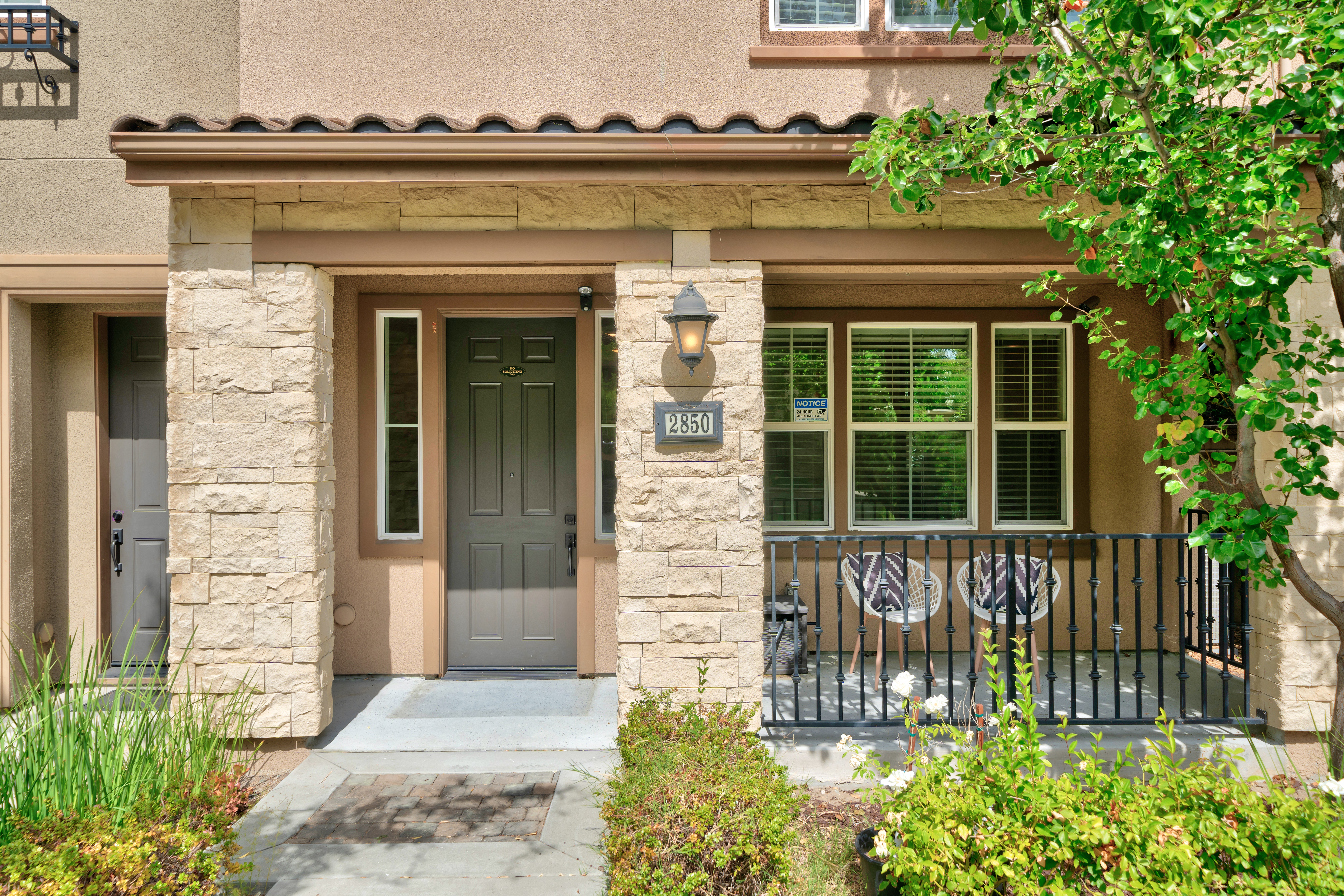 2850 Finca Terrace 