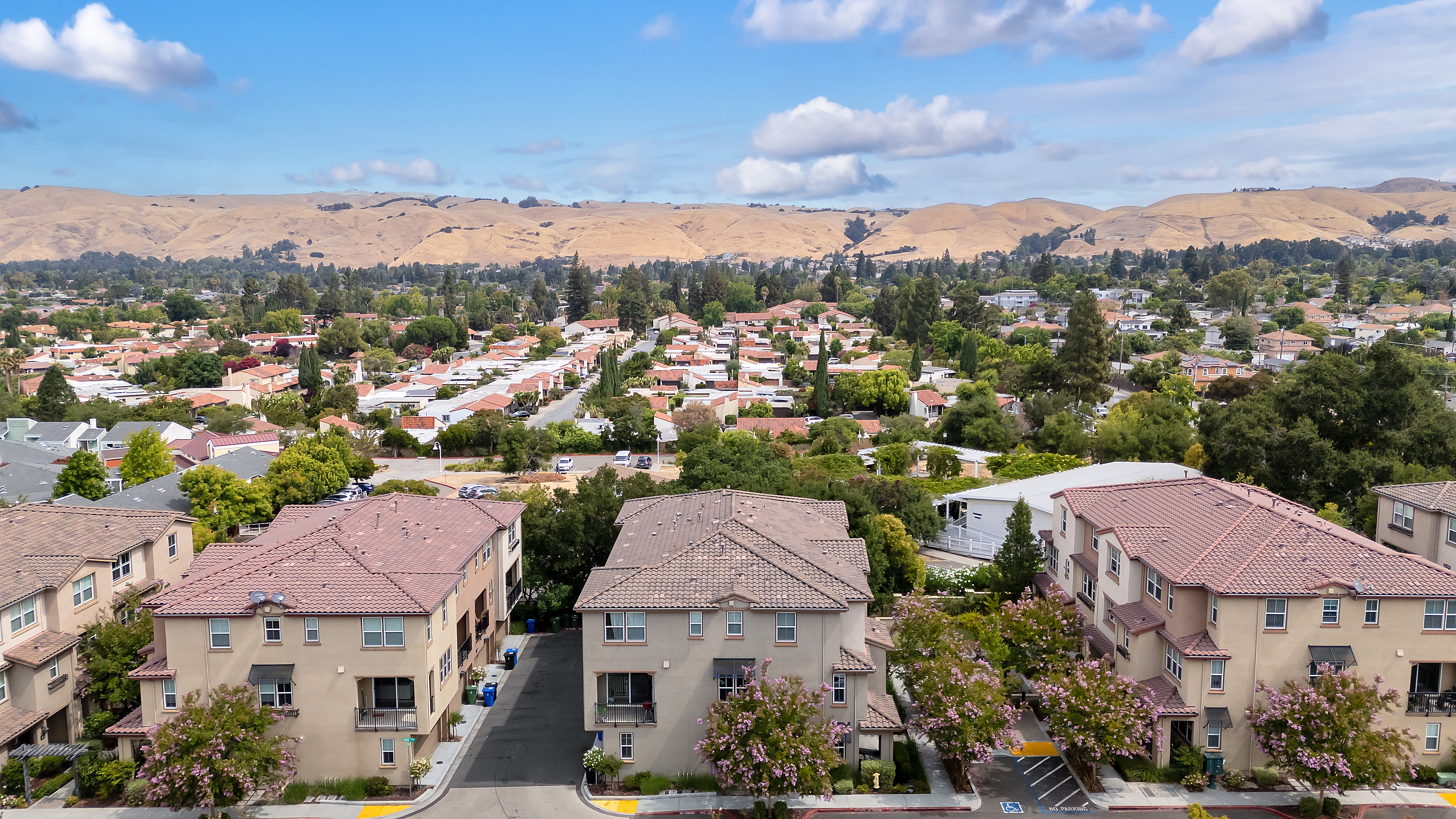 2850 Finca Terrace 