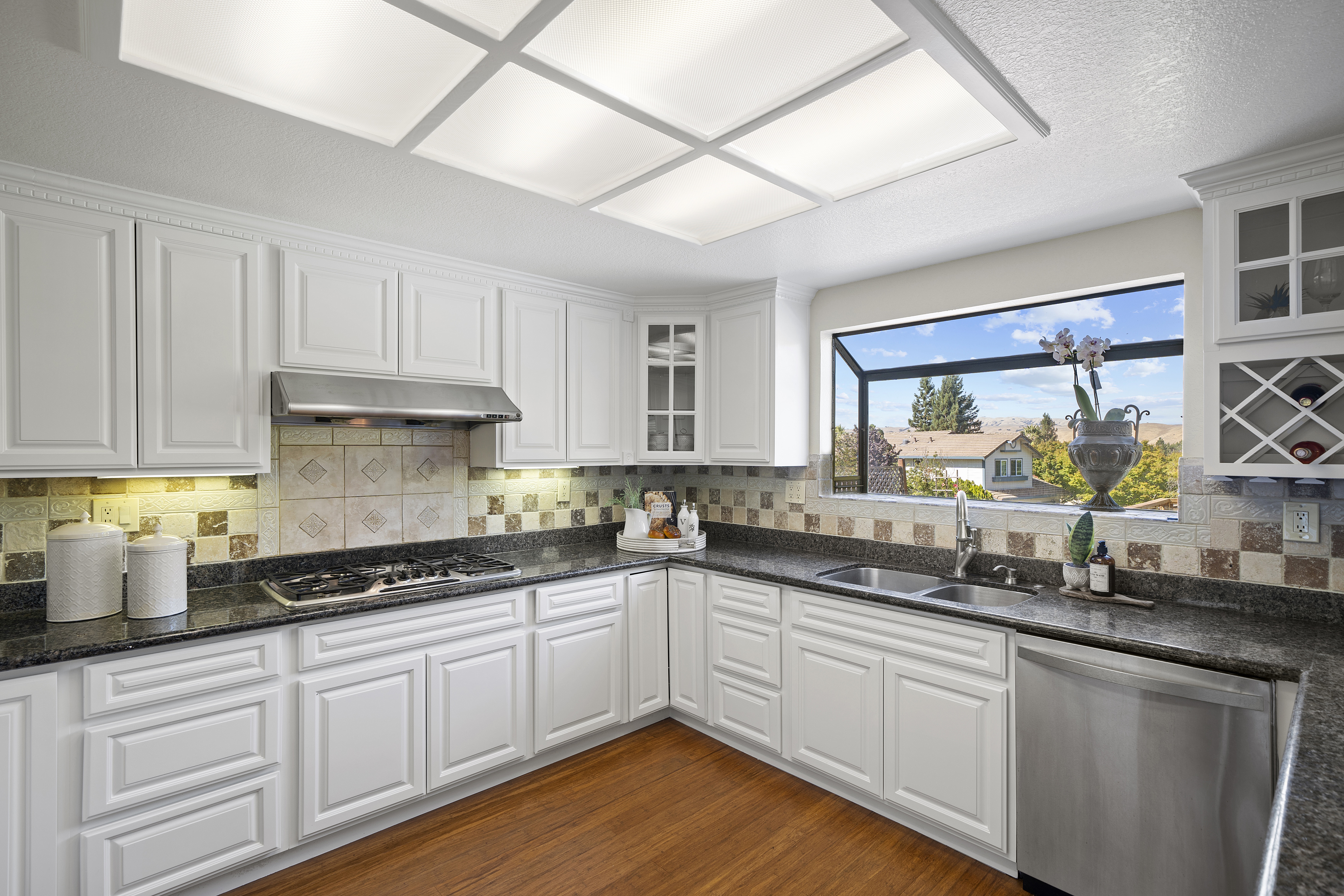 43642 Southerland Way 