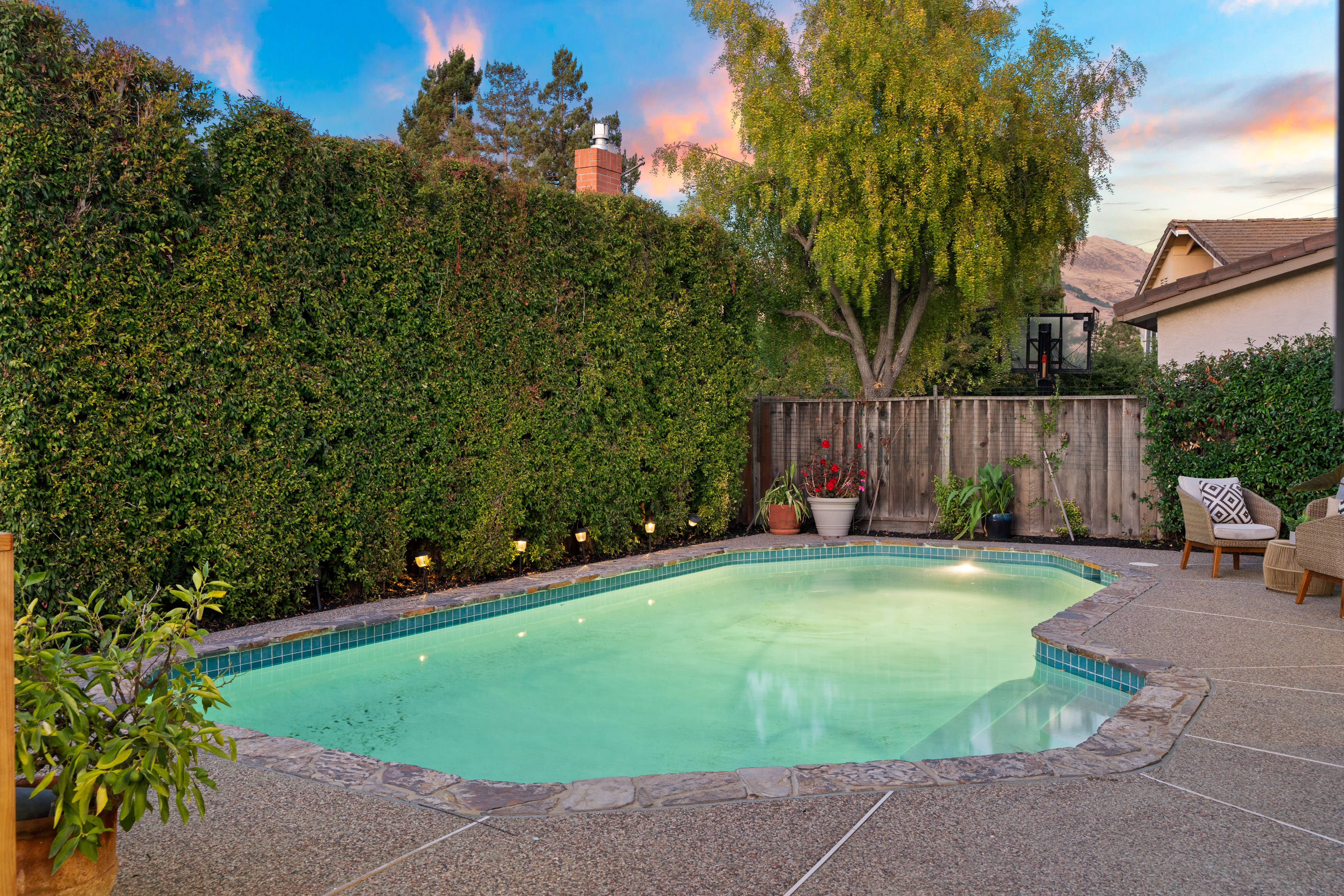 43642 Southerland Way 