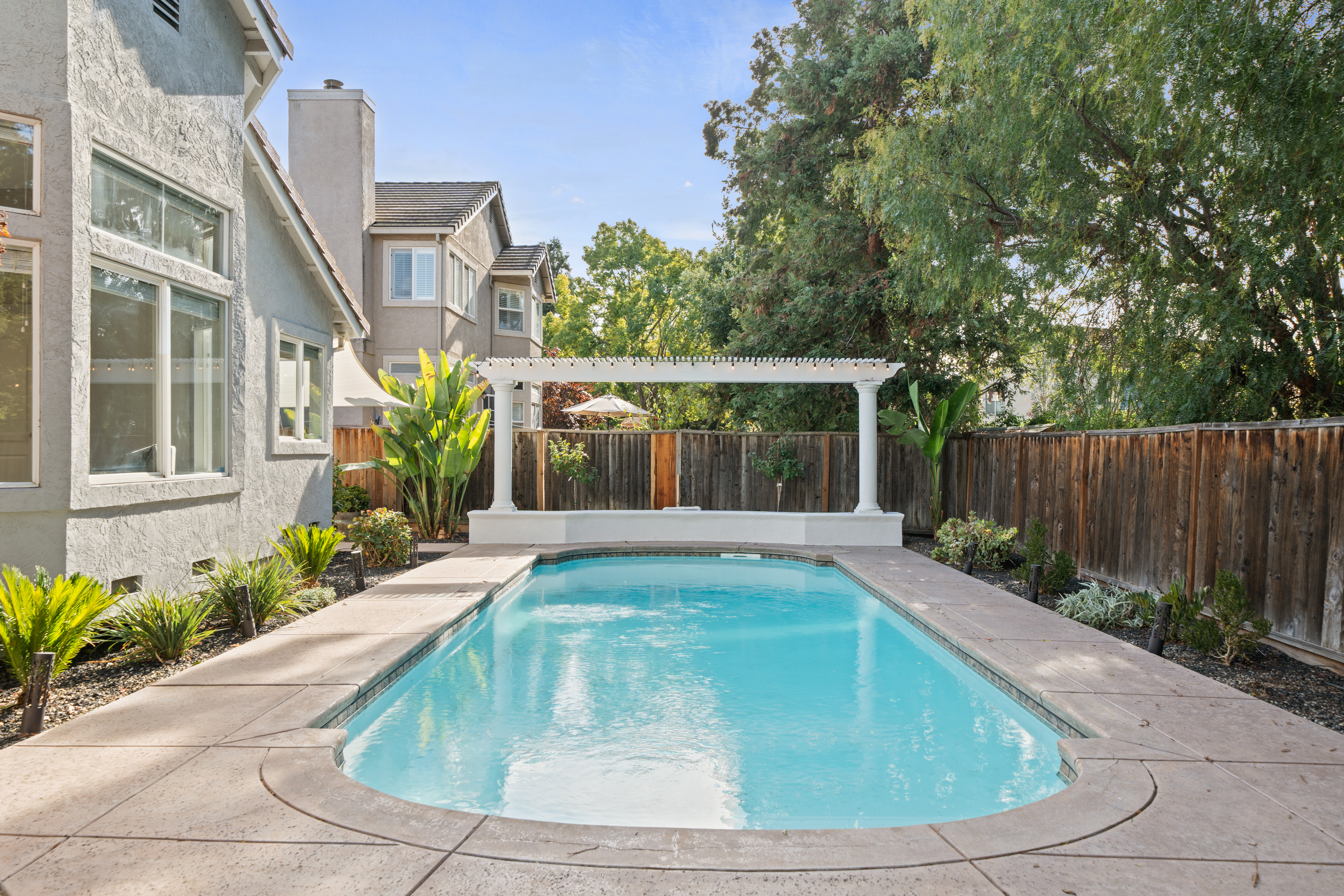 961 Wynn Circle 