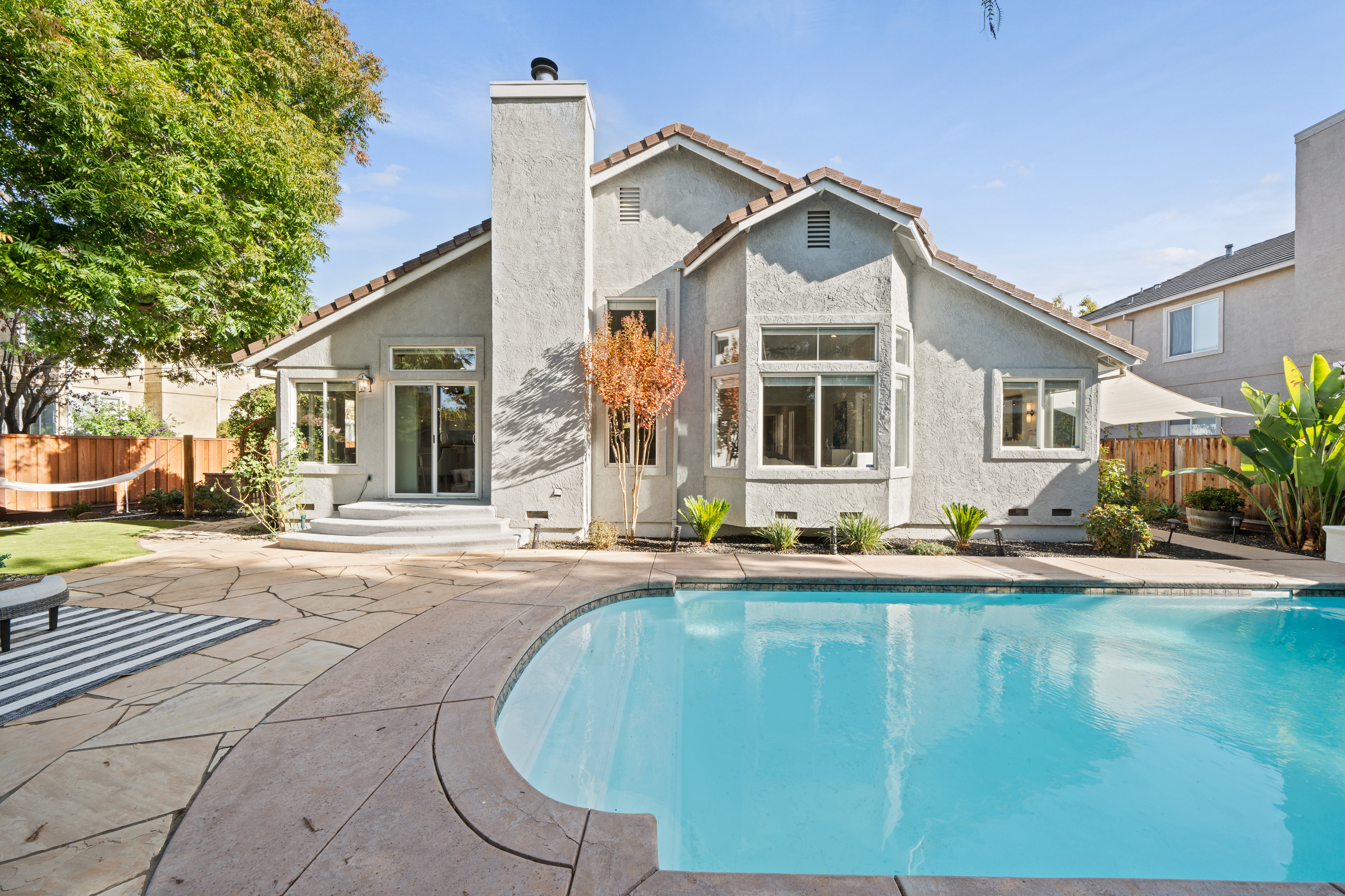 961 Wynn Circle 