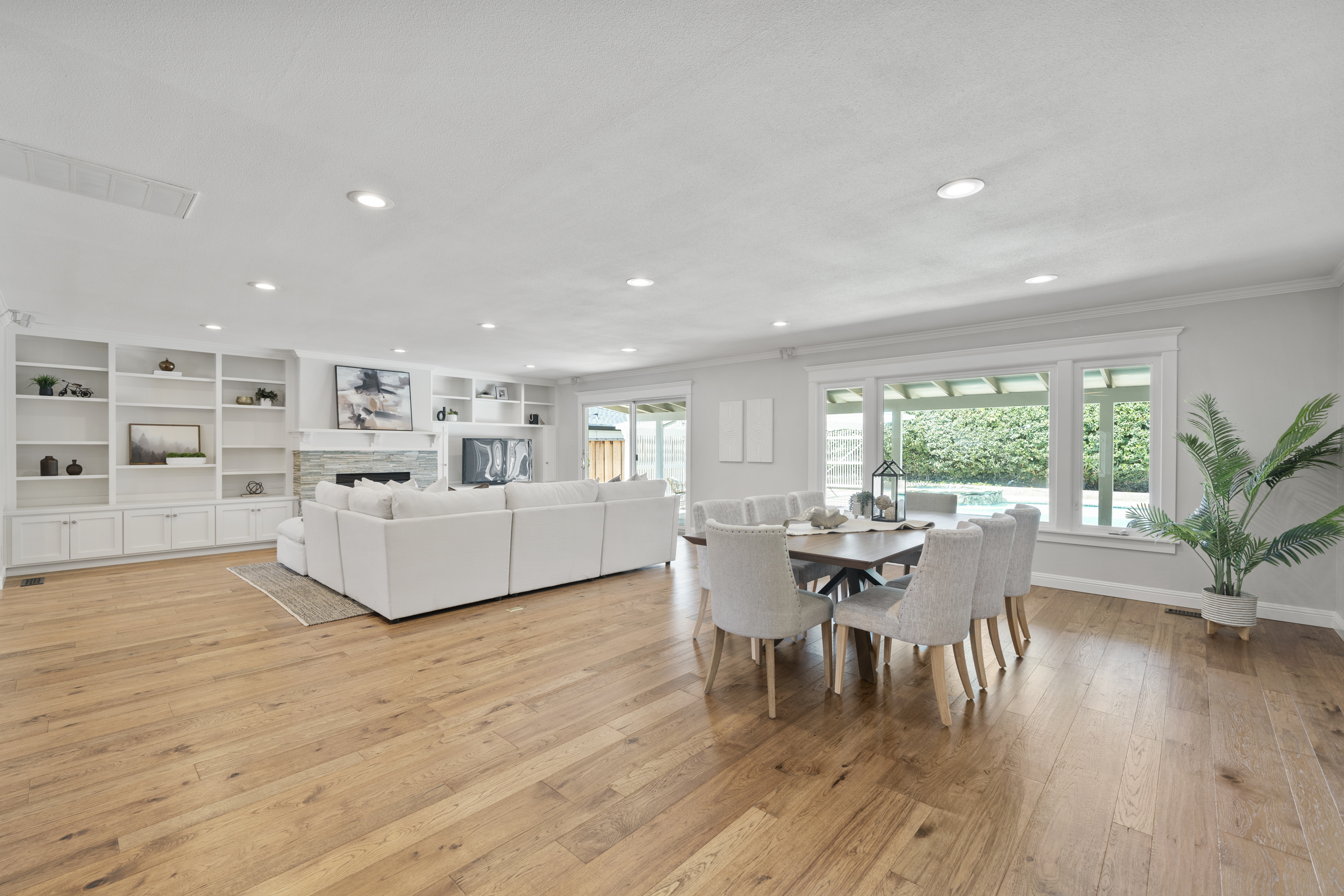 2369 Castillejo Way 