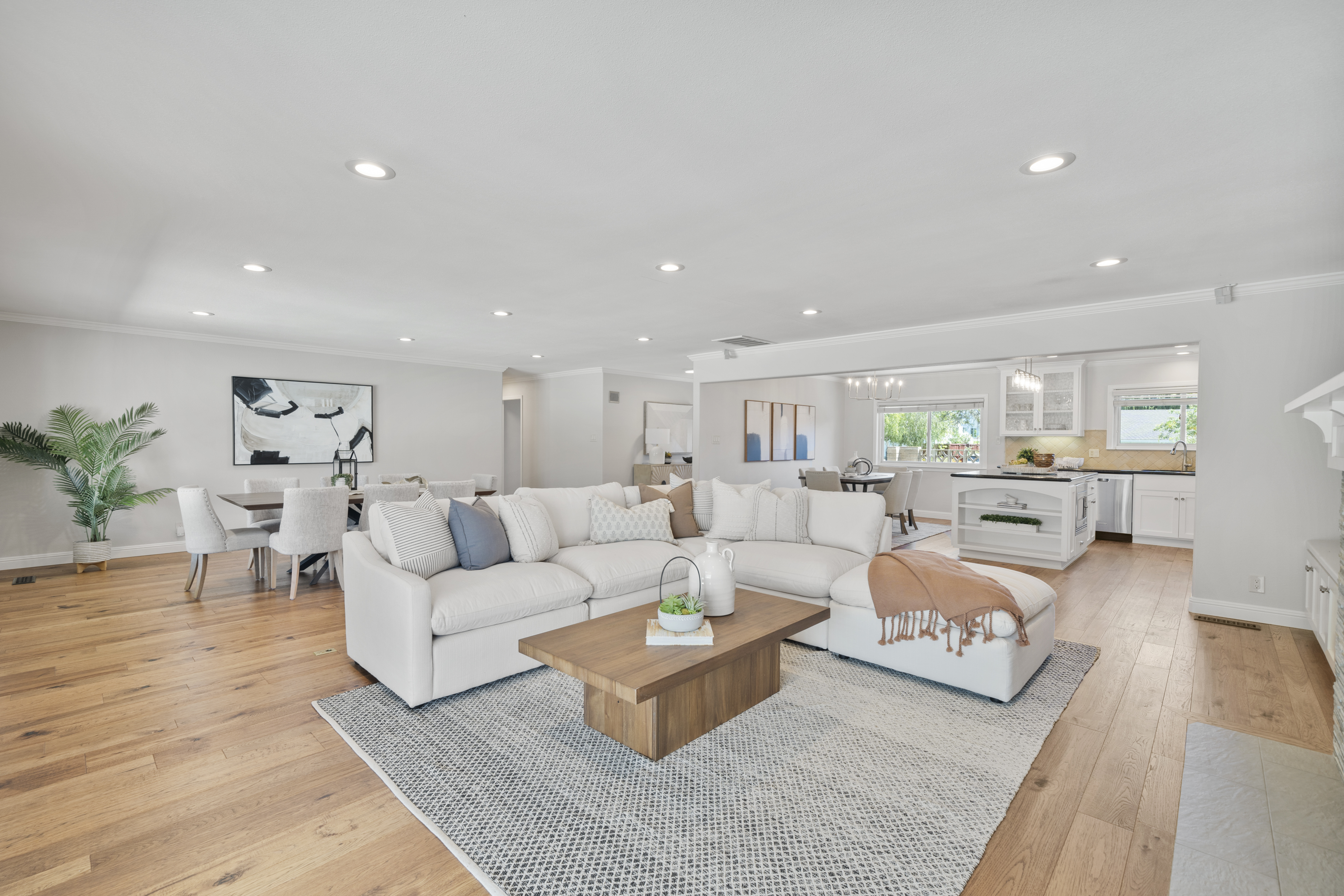 2369 Castillejo Way 
