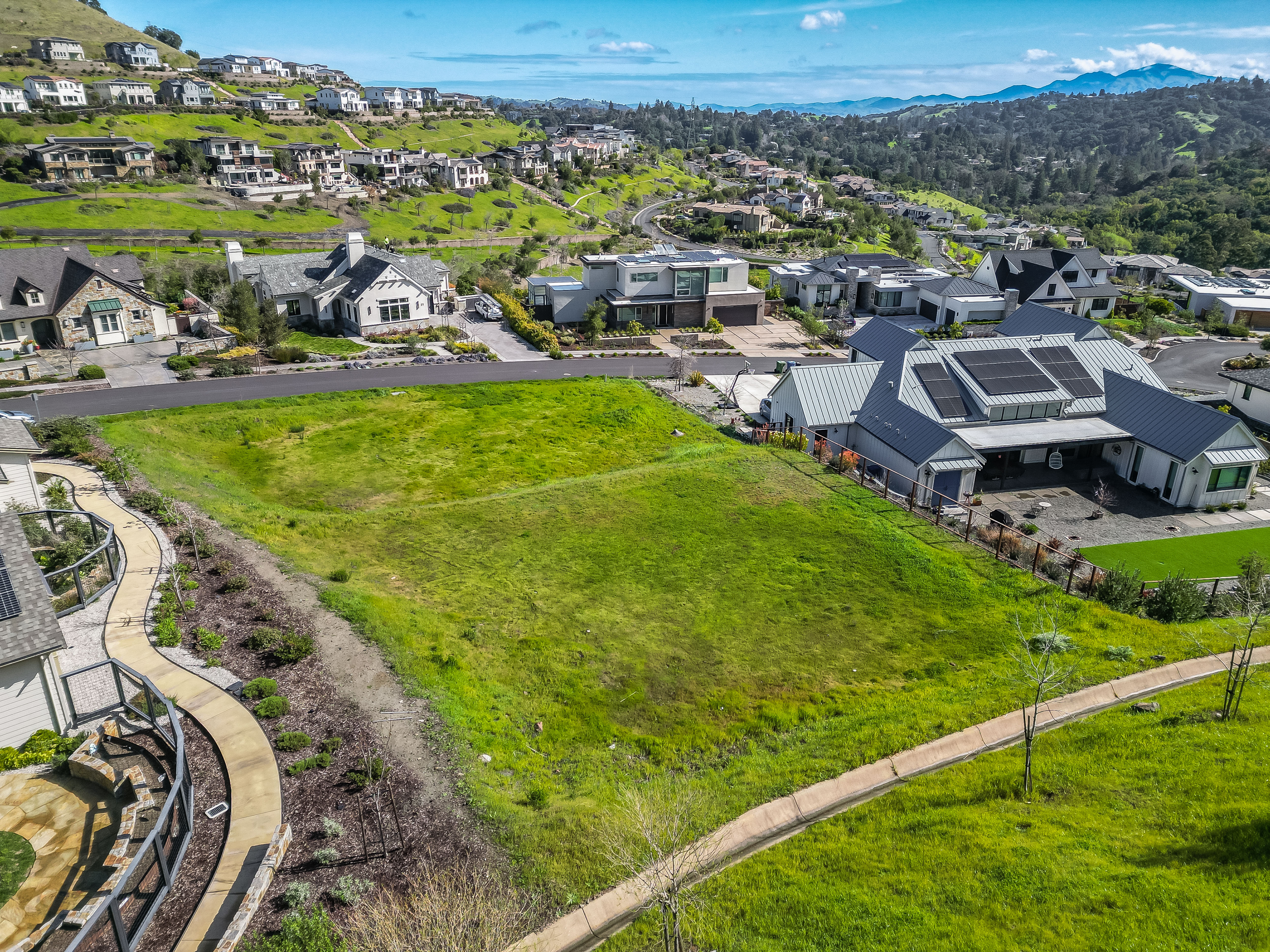 18 Paintbrush Lane 