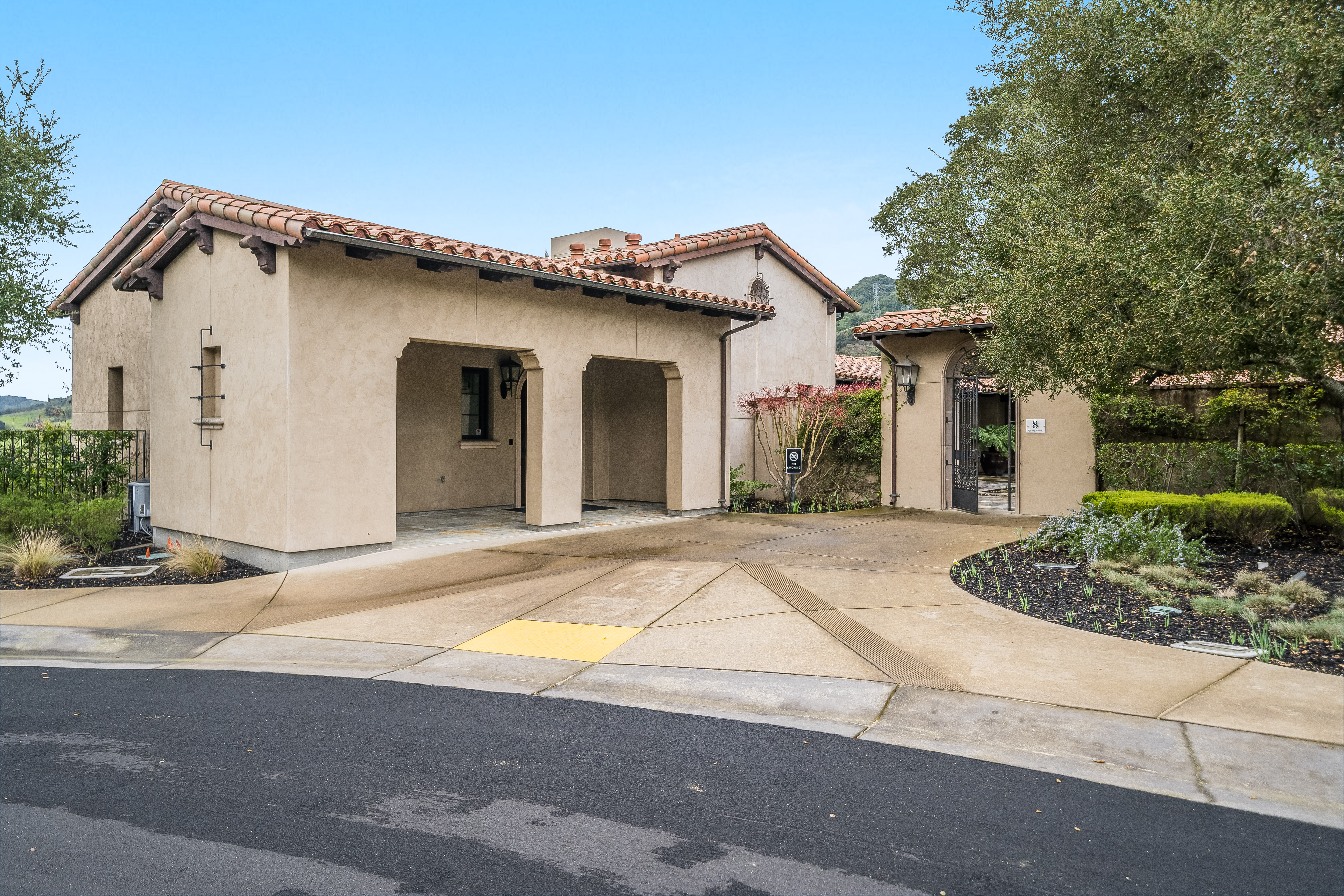 18 Paintbrush Lane 