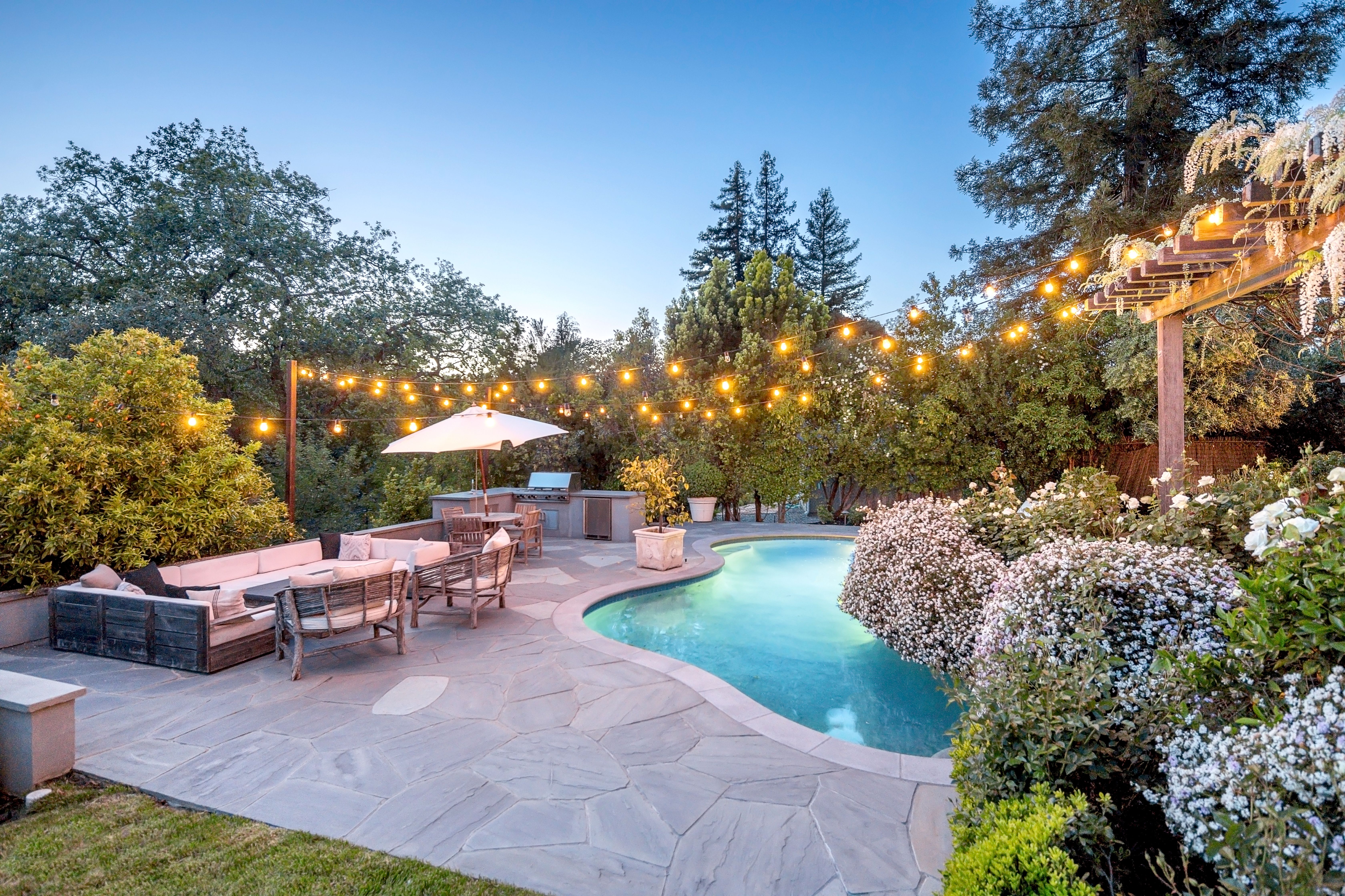 3229 Surmont Drive 