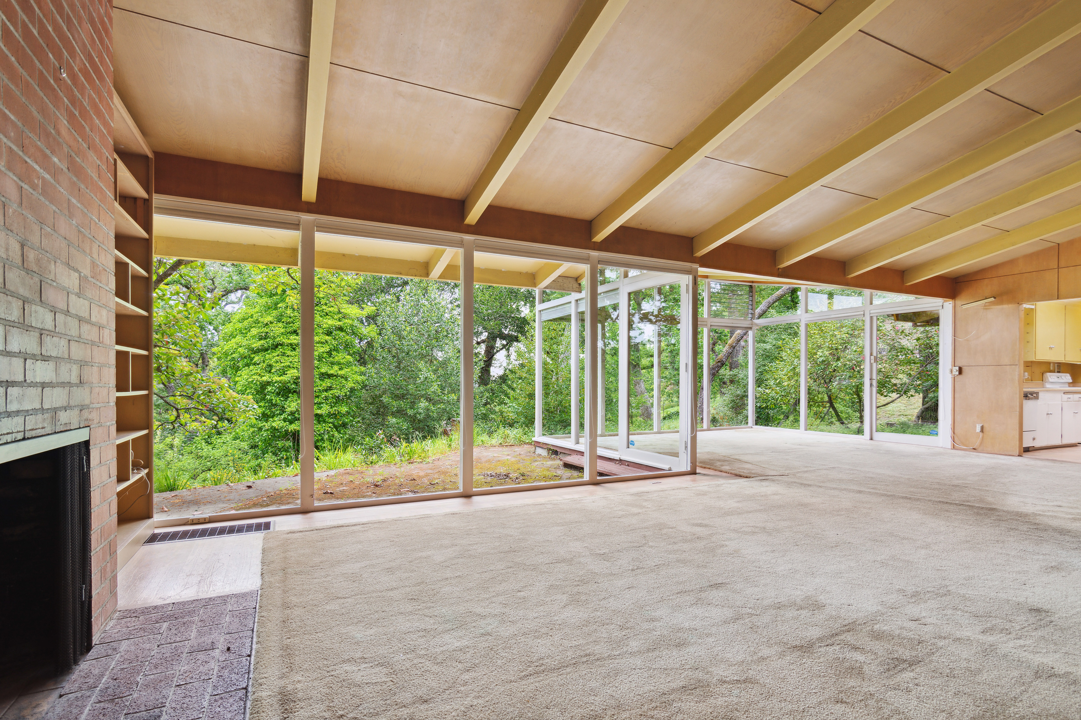 3736 Highland Road 