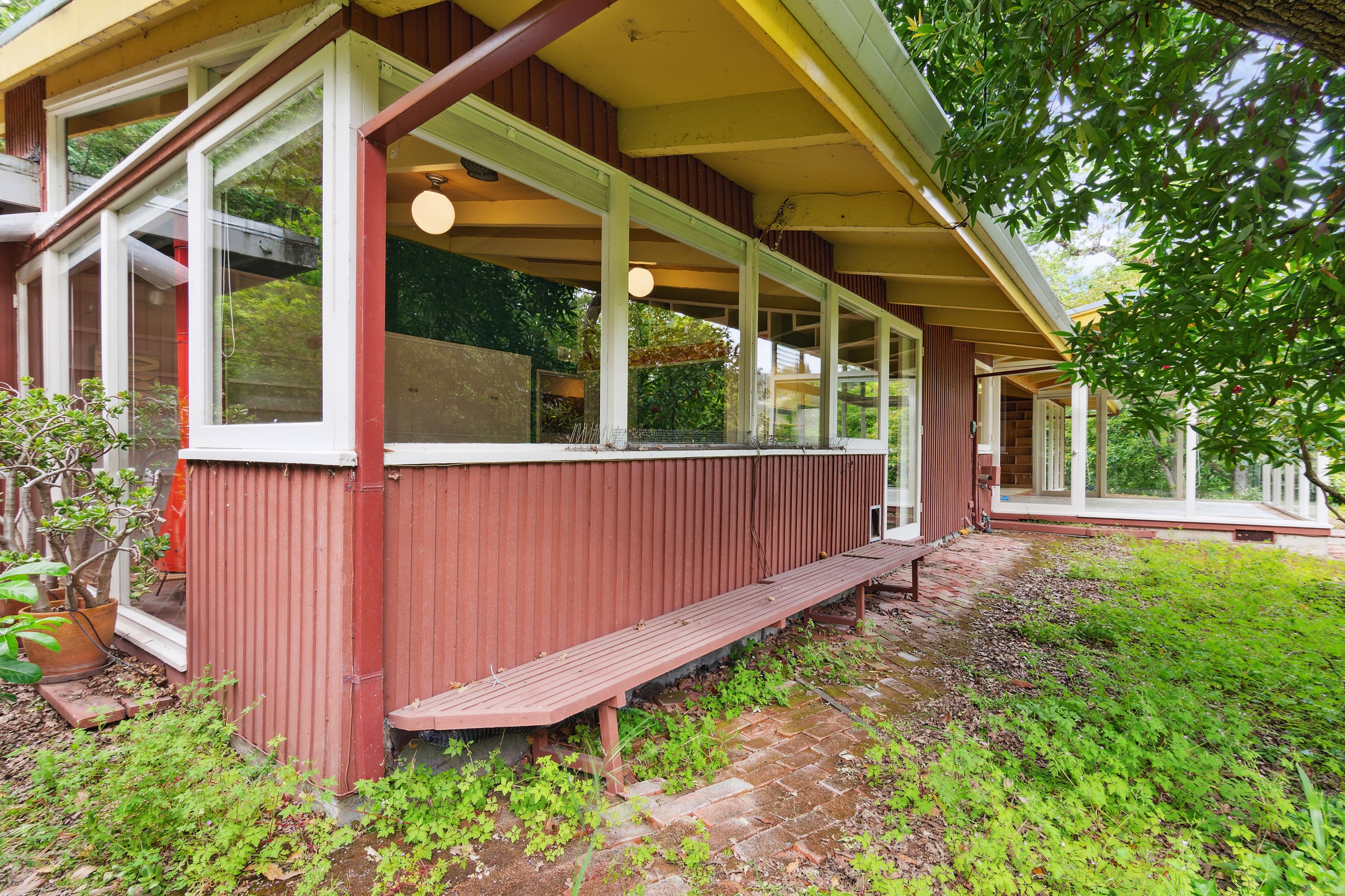 3736 Highland Road 