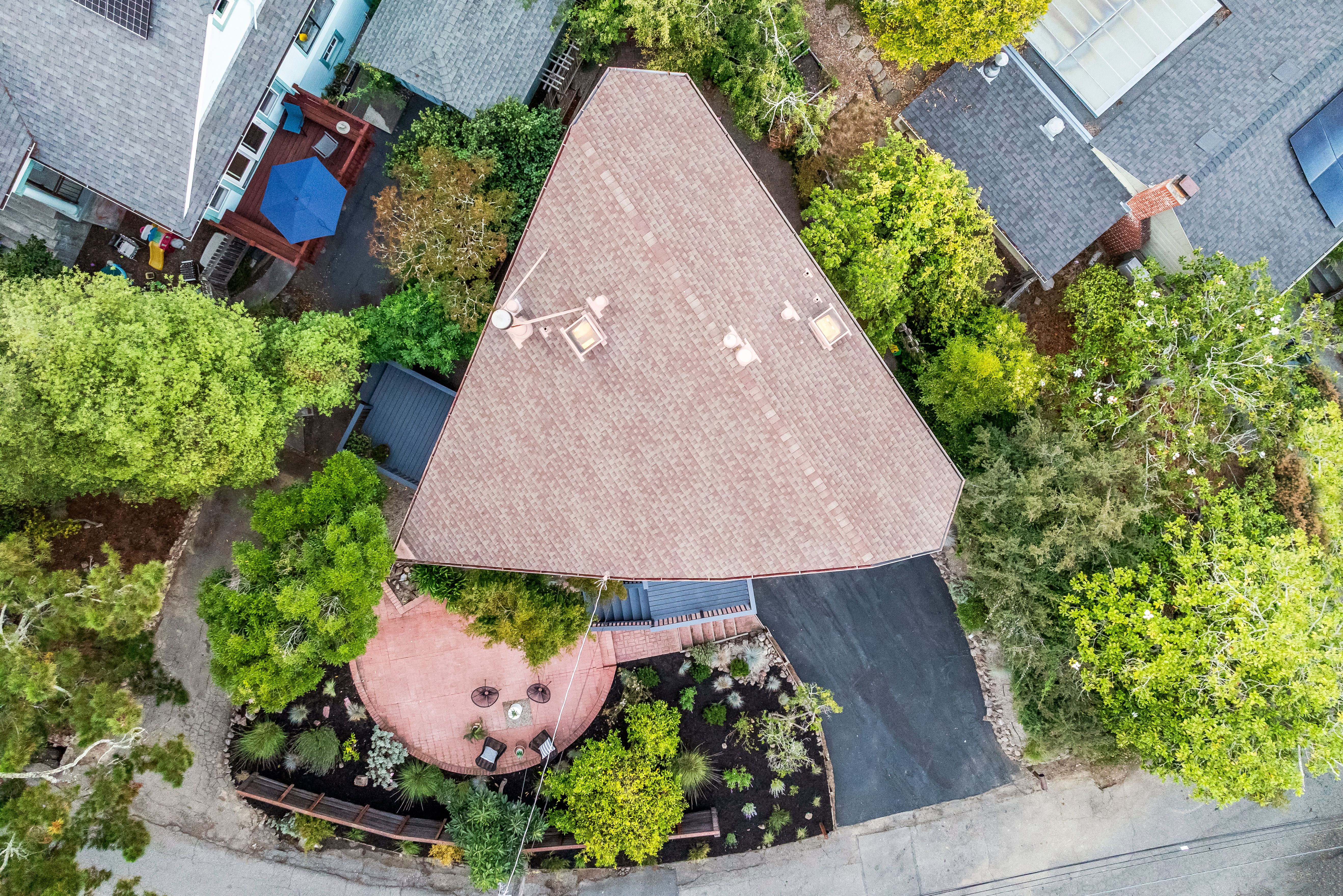 5621 Maxwelton Road 