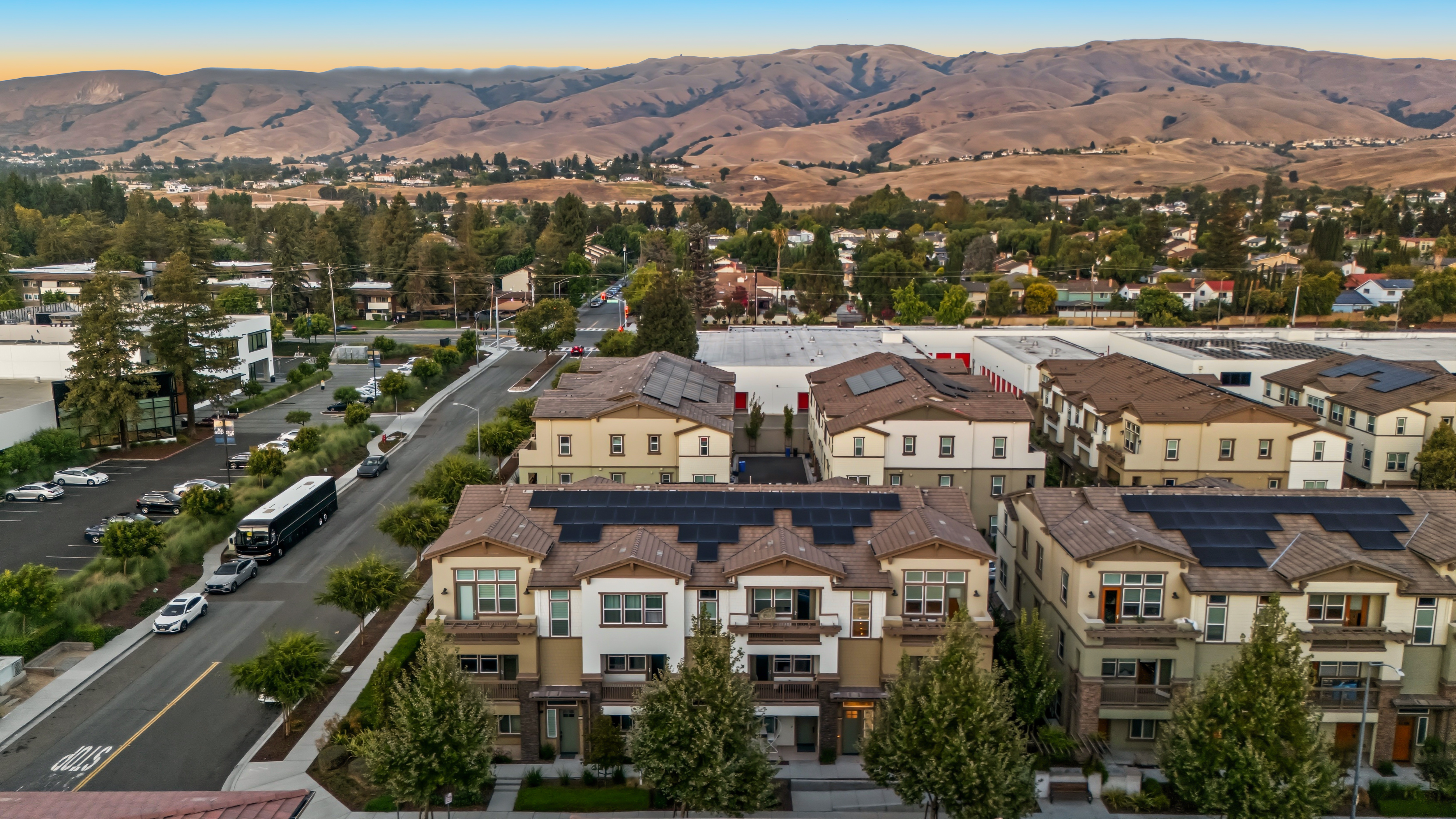 47252 Mission Falls Court 