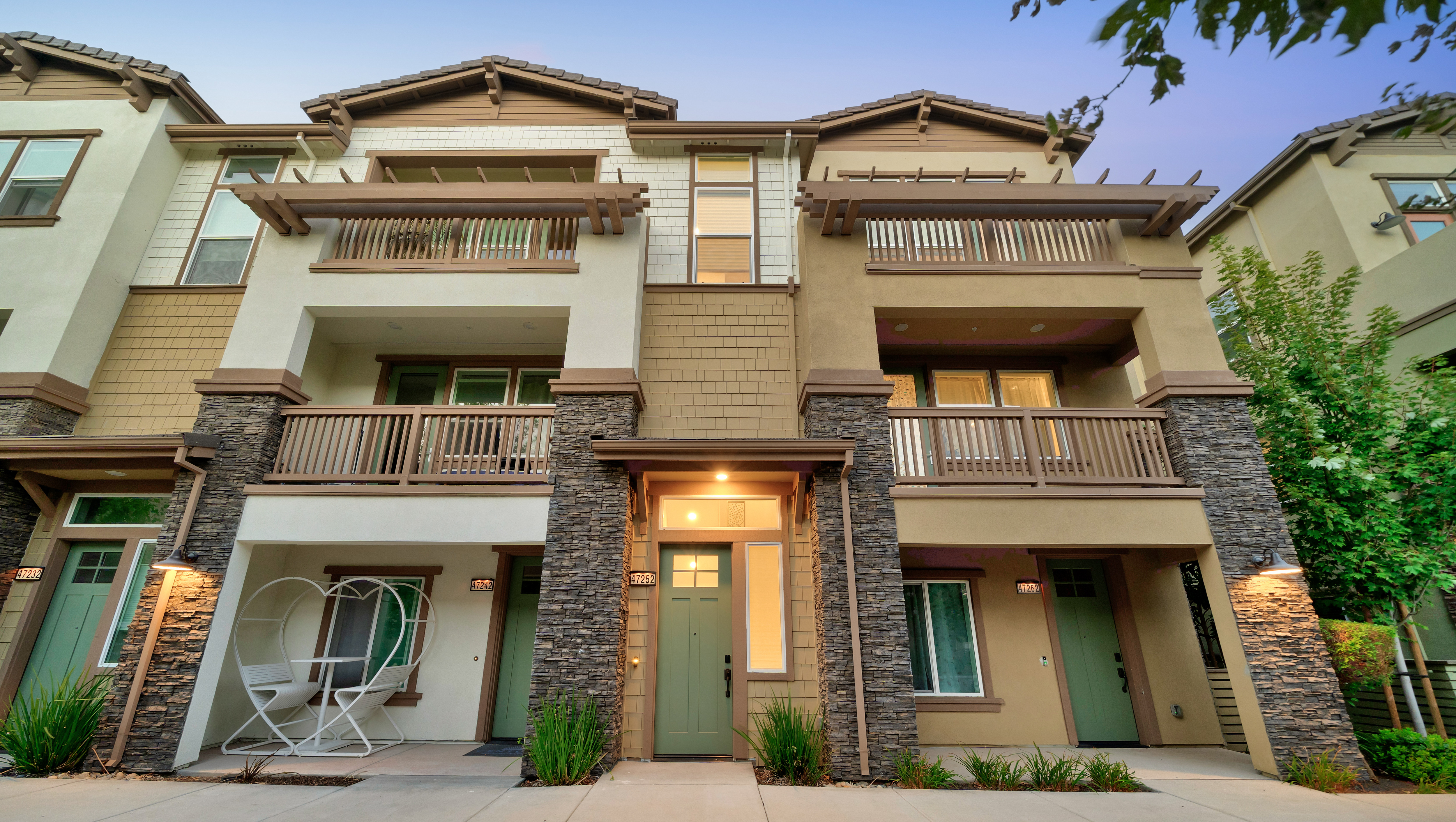 47252 Mission Falls Court 