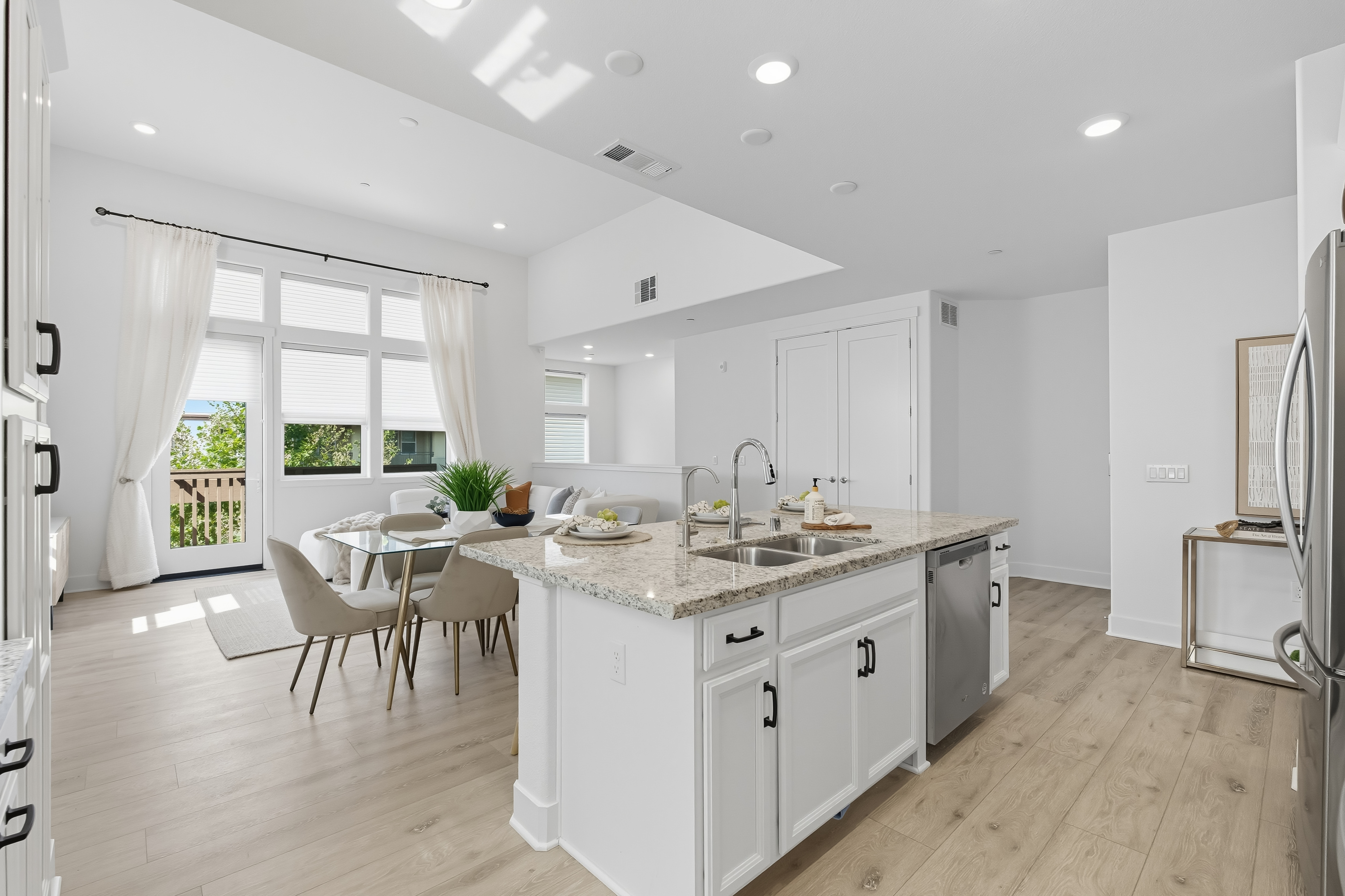 47252 Mission Falls Court 