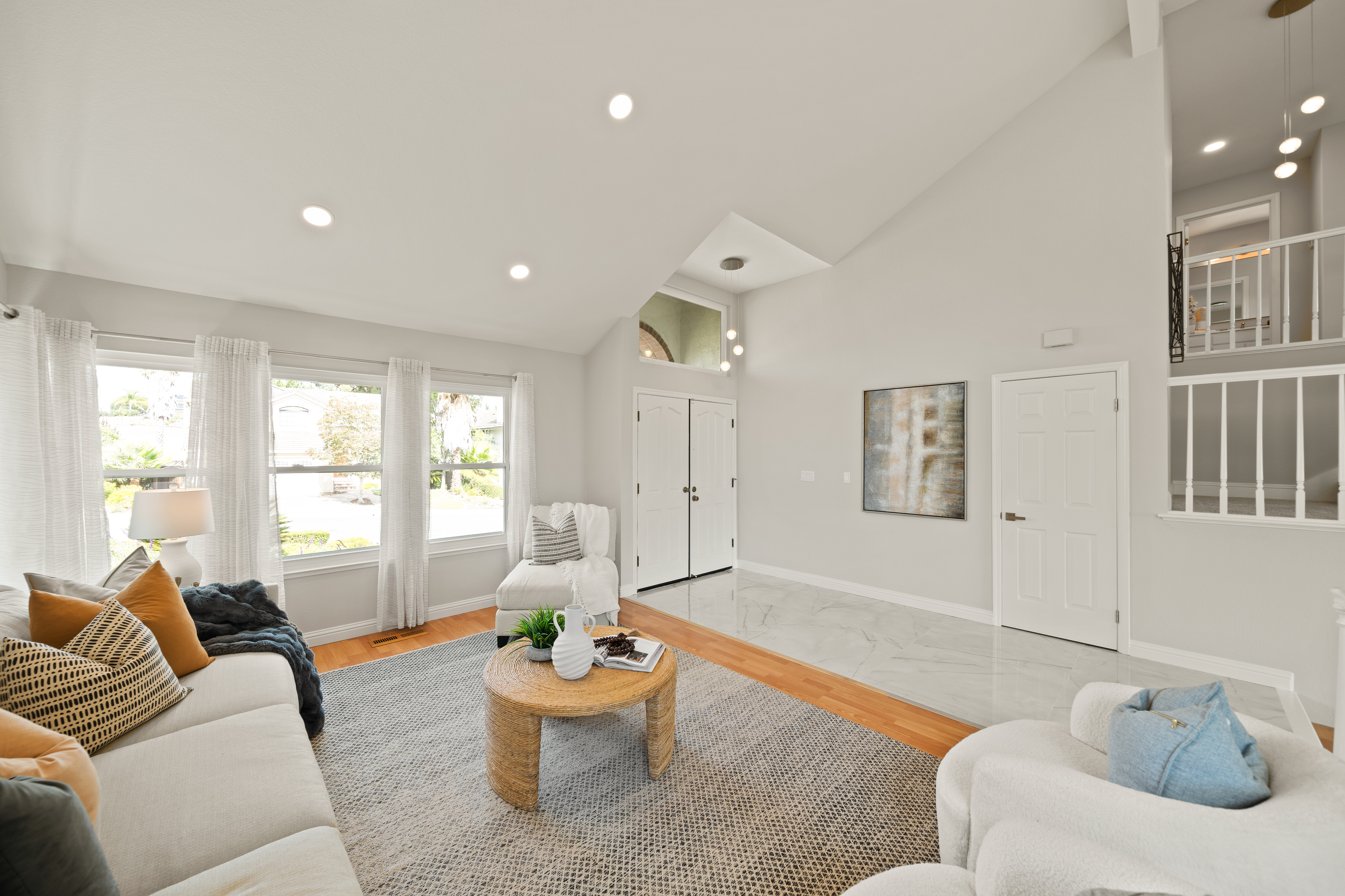 2450 Euclid Place 