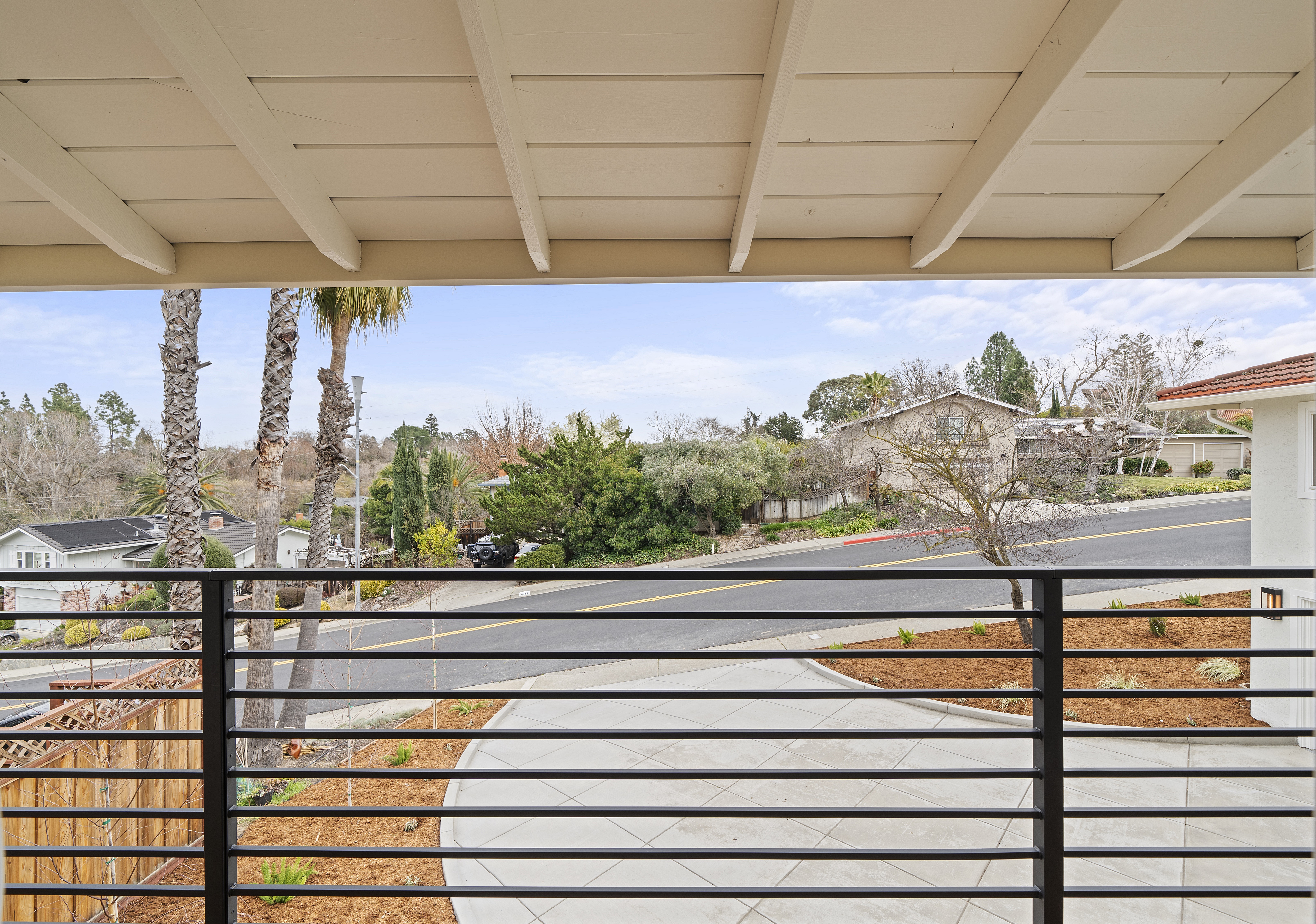 4253 Mirador Drive 