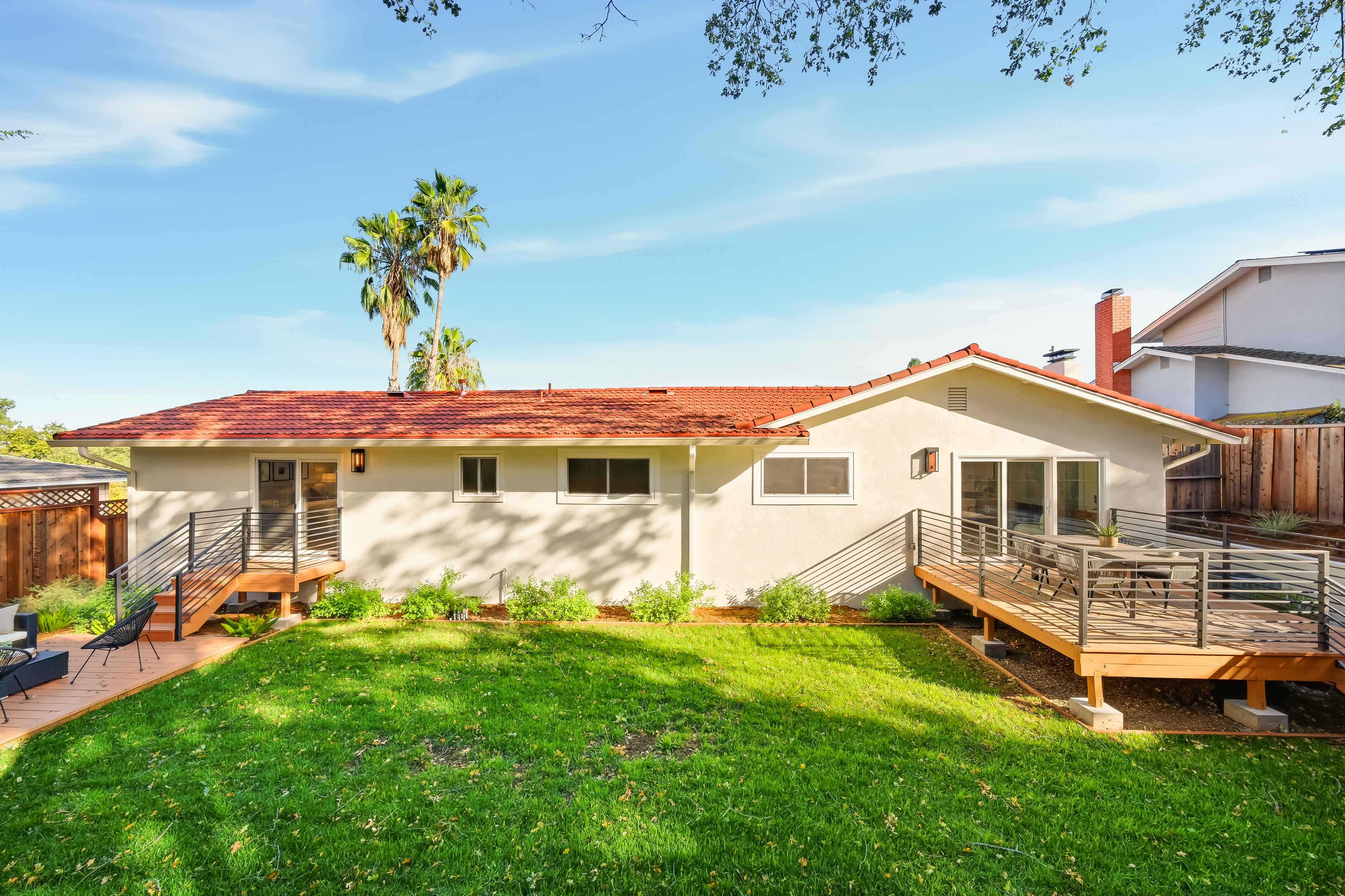 4253 Mirador Drive 
