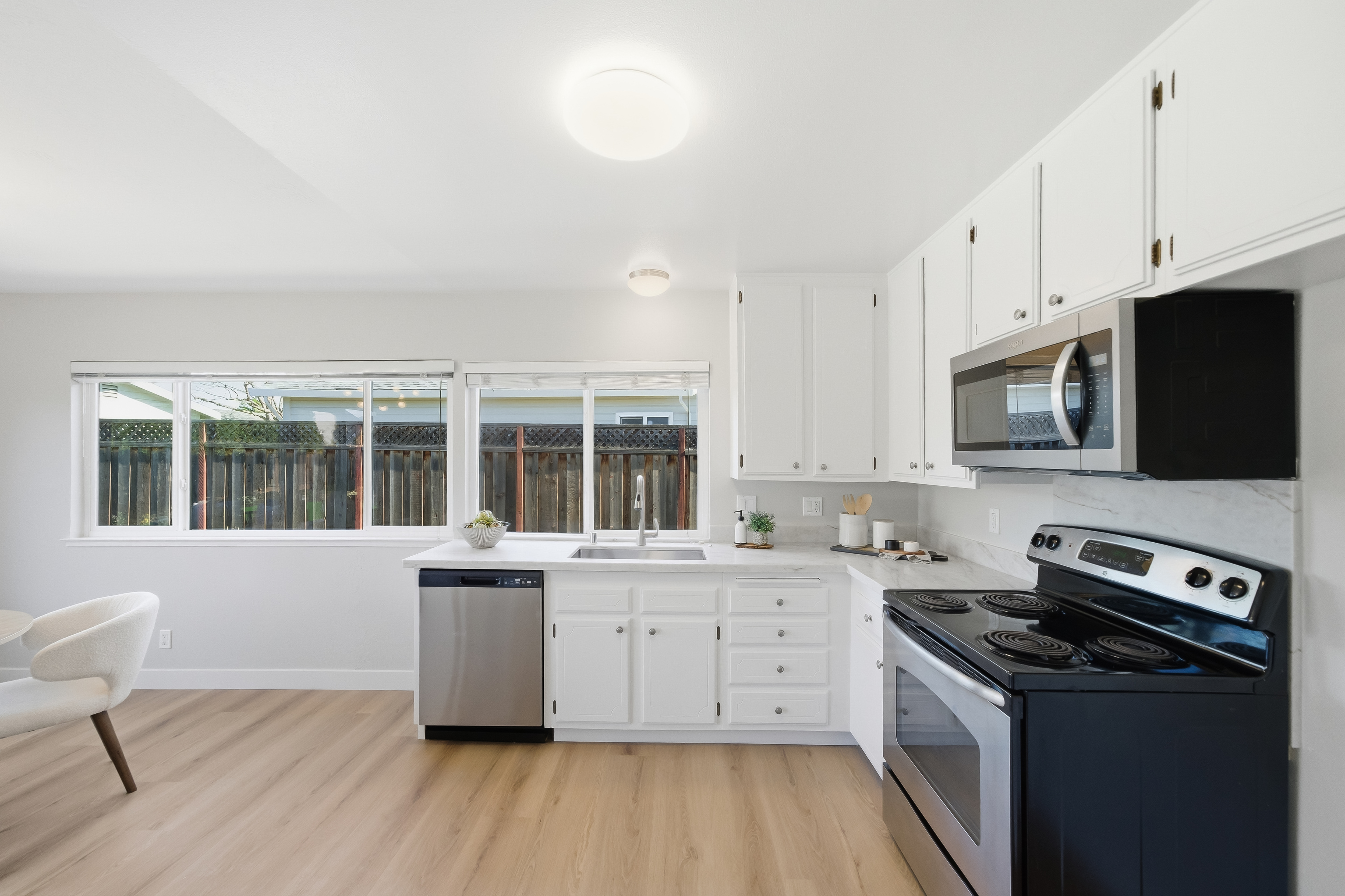 855 Hanover Street 