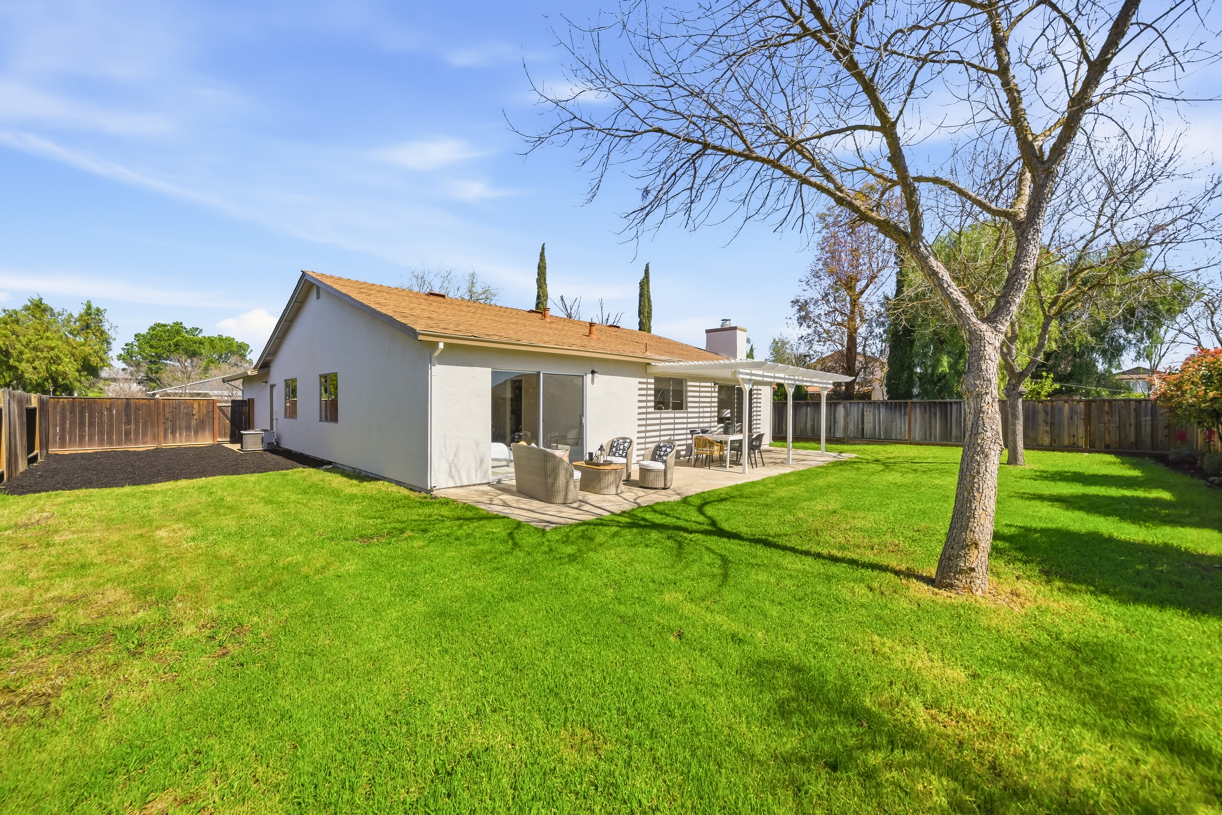 5981 Skylinks Way 