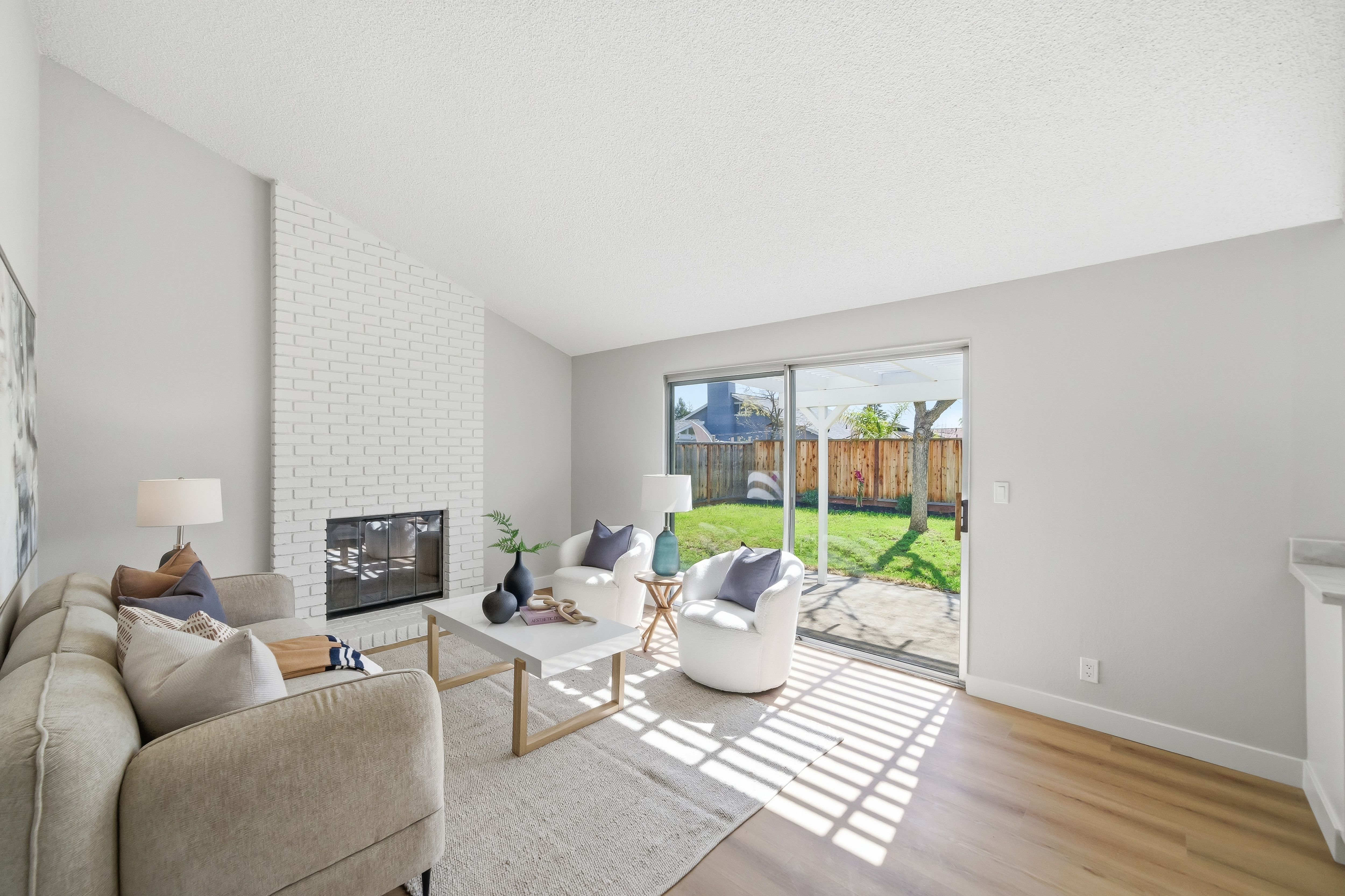 5981 Skylinks Way 