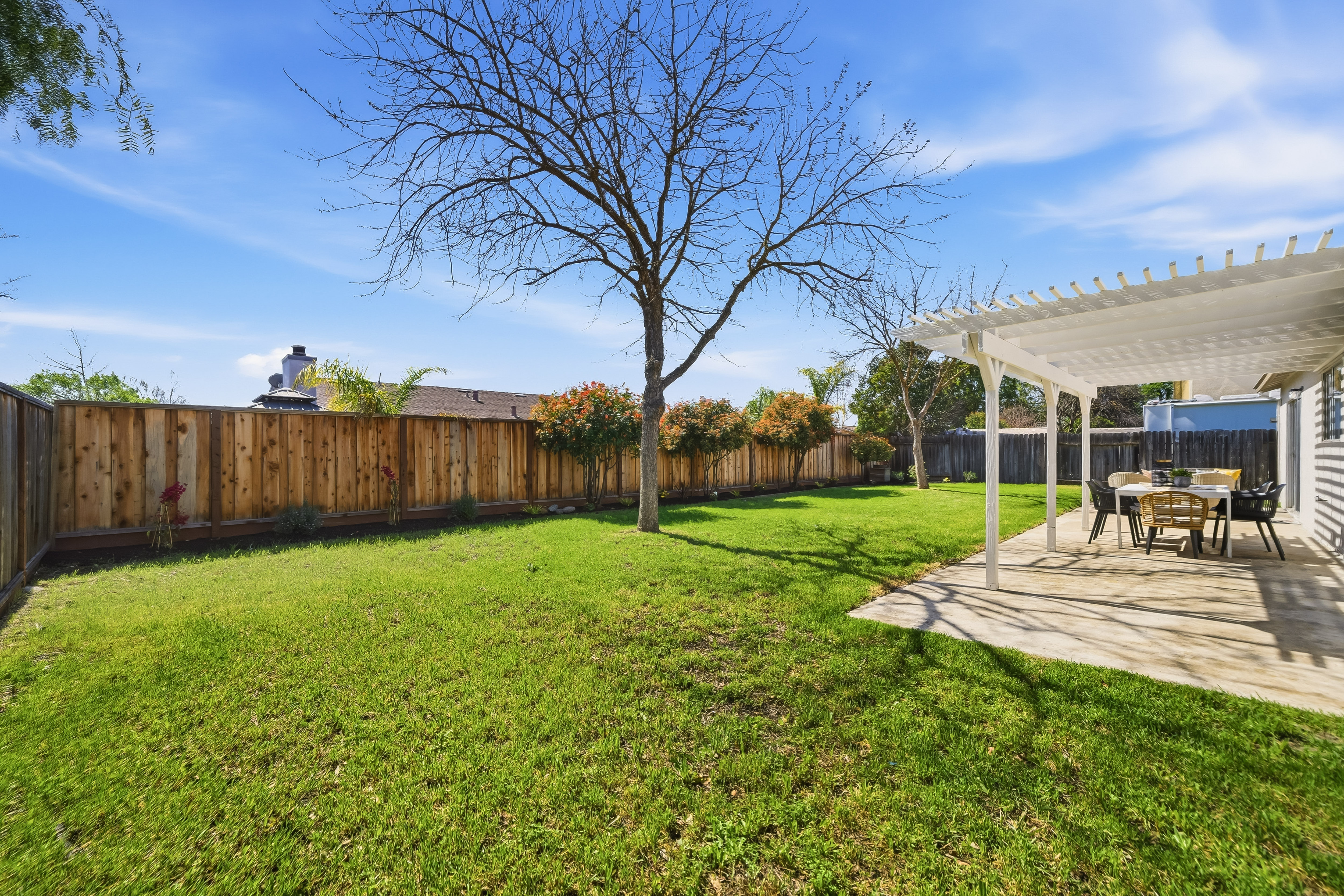 5981 Skylinks Way 