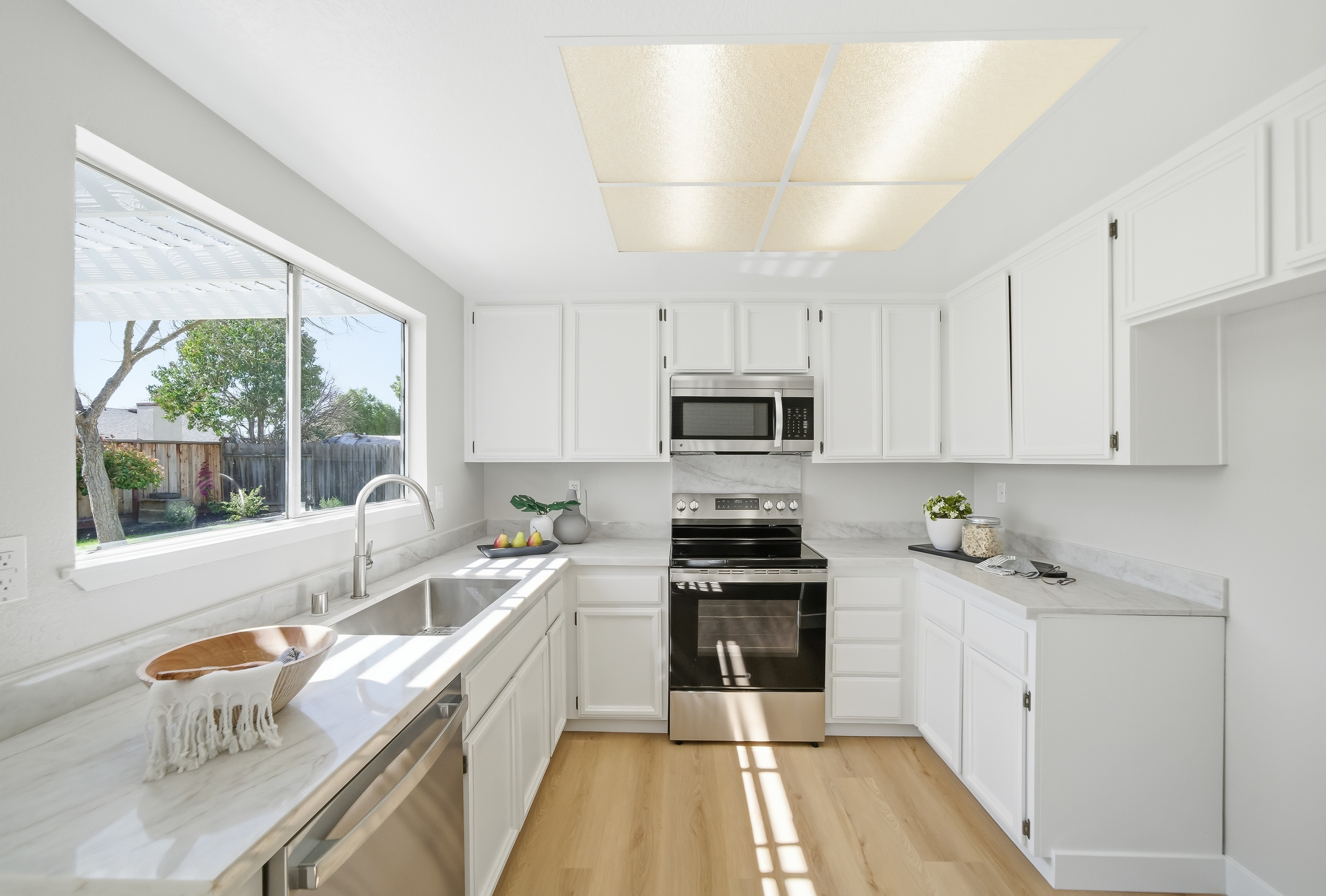 5981 Skylinks Way 