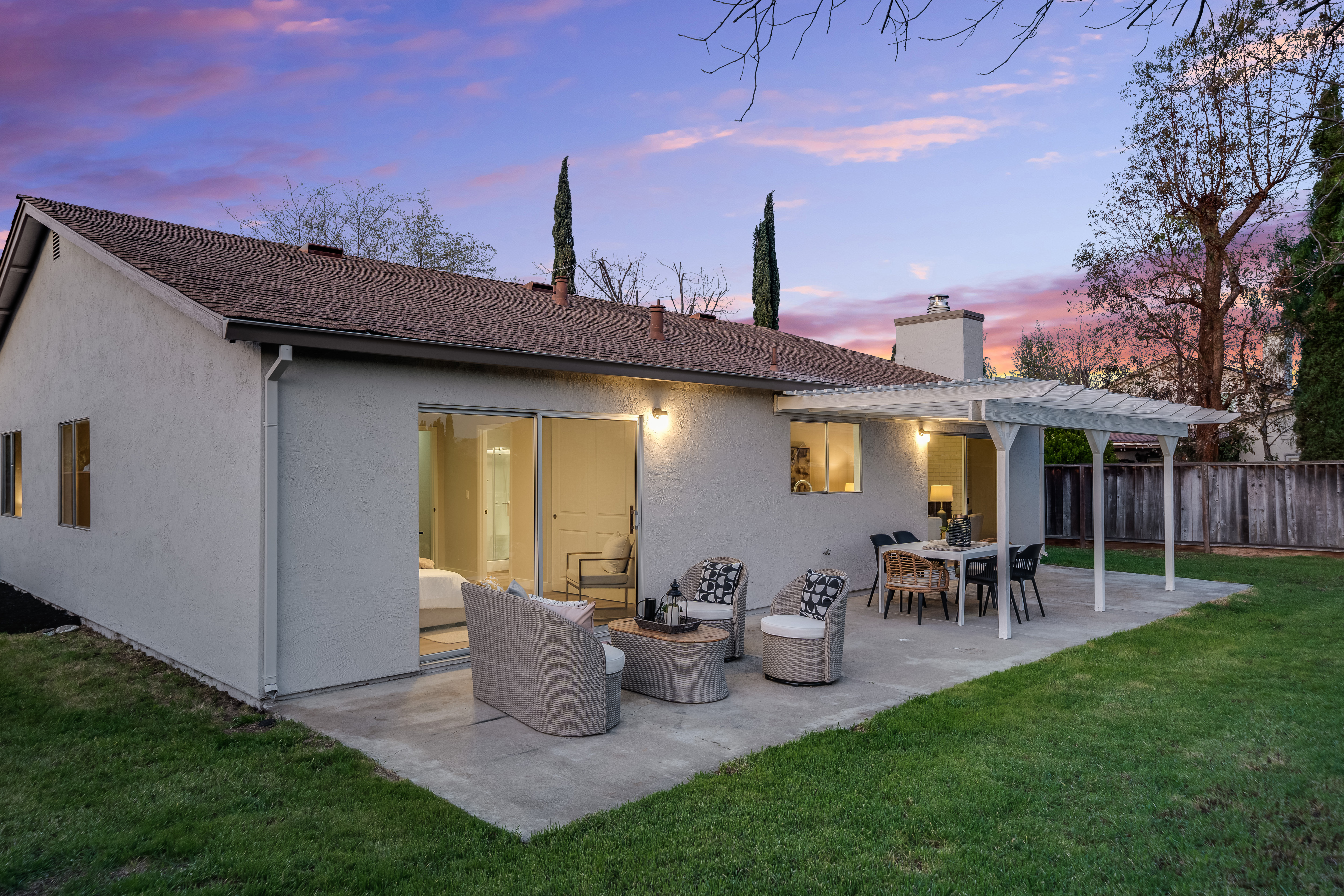 5981 Skylinks Way 