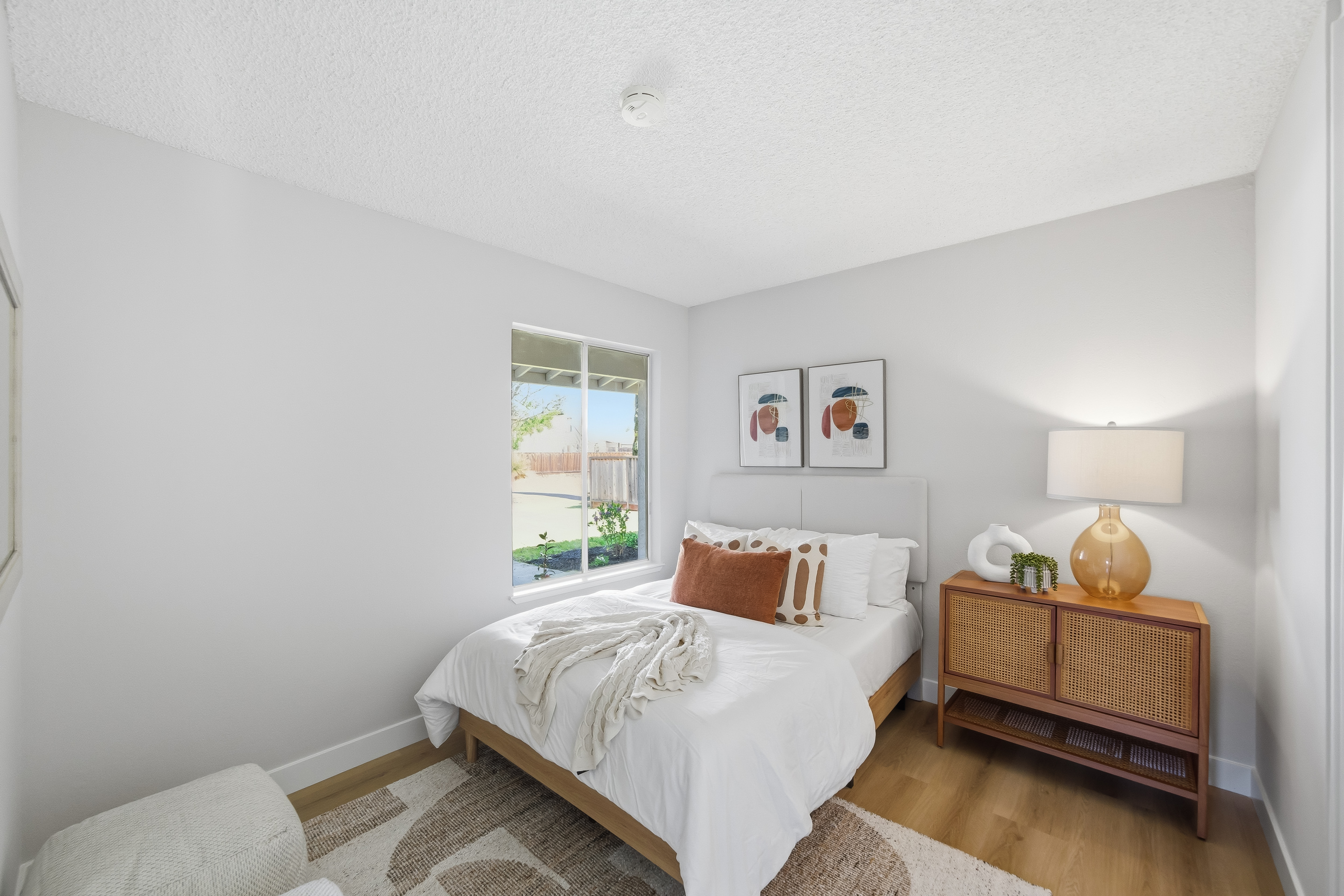 5981 Skylinks Way 