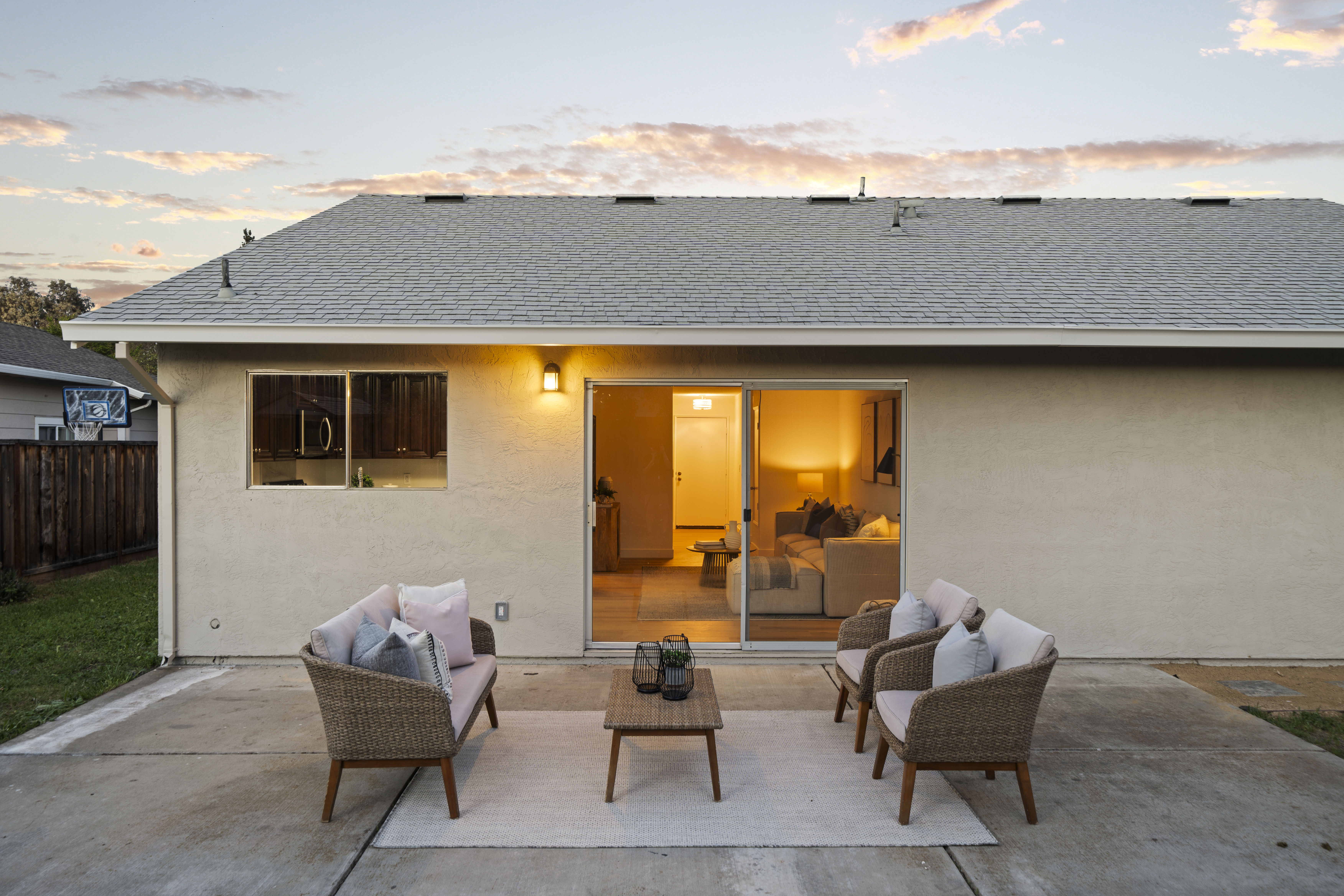 1686 Rhododendron Drive 