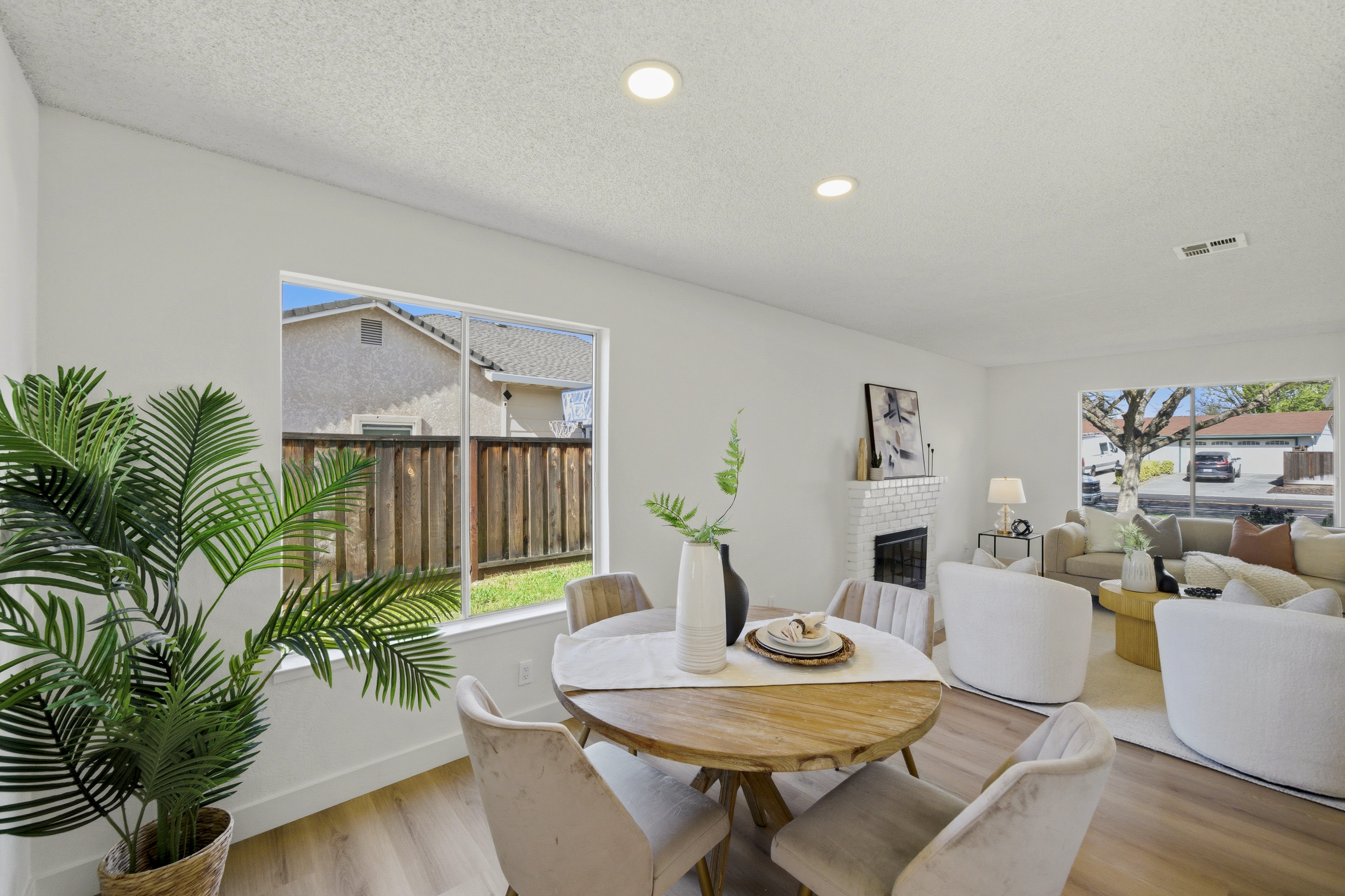 1686 Rhododendron Drive 