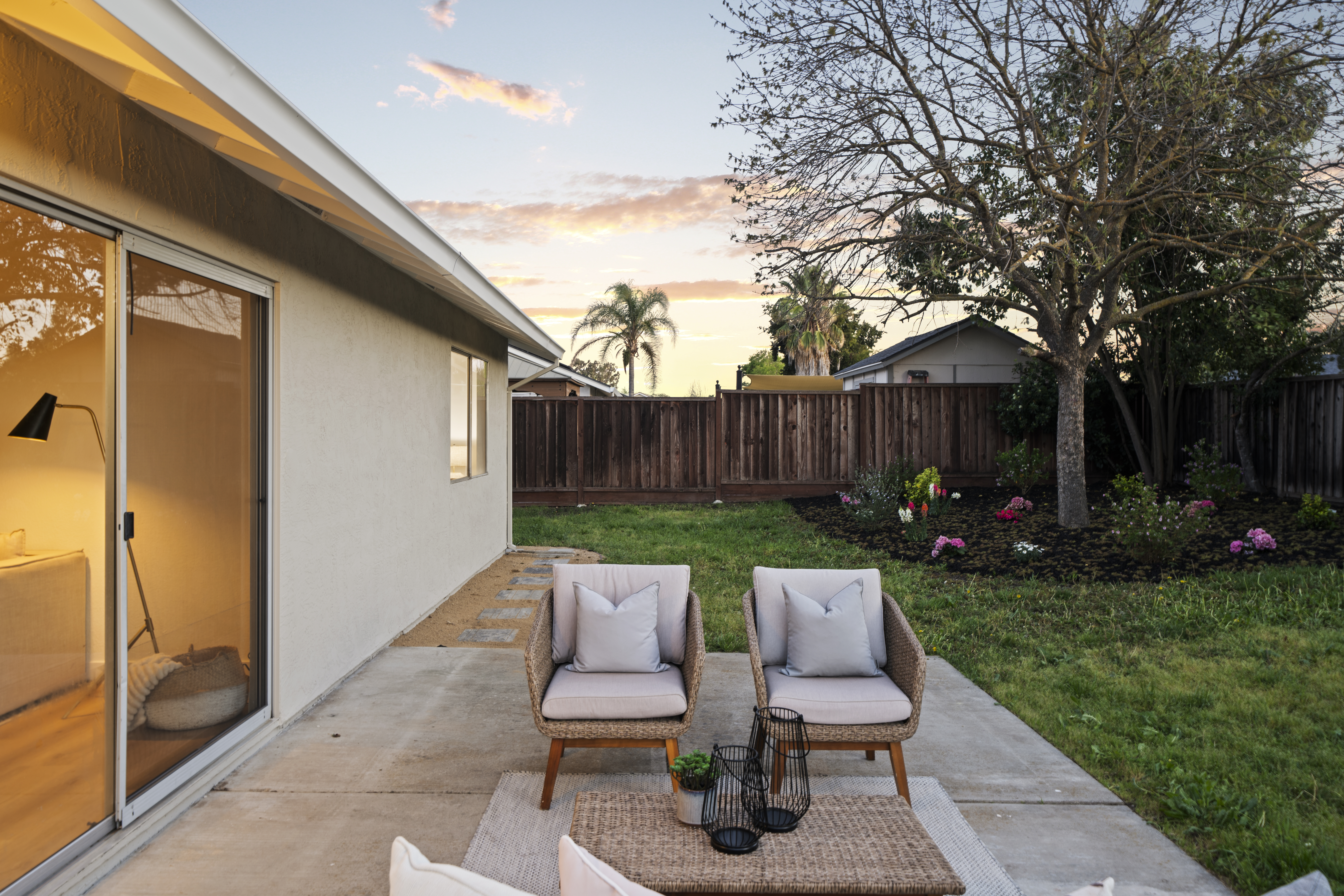 1686 Rhododendron Drive 