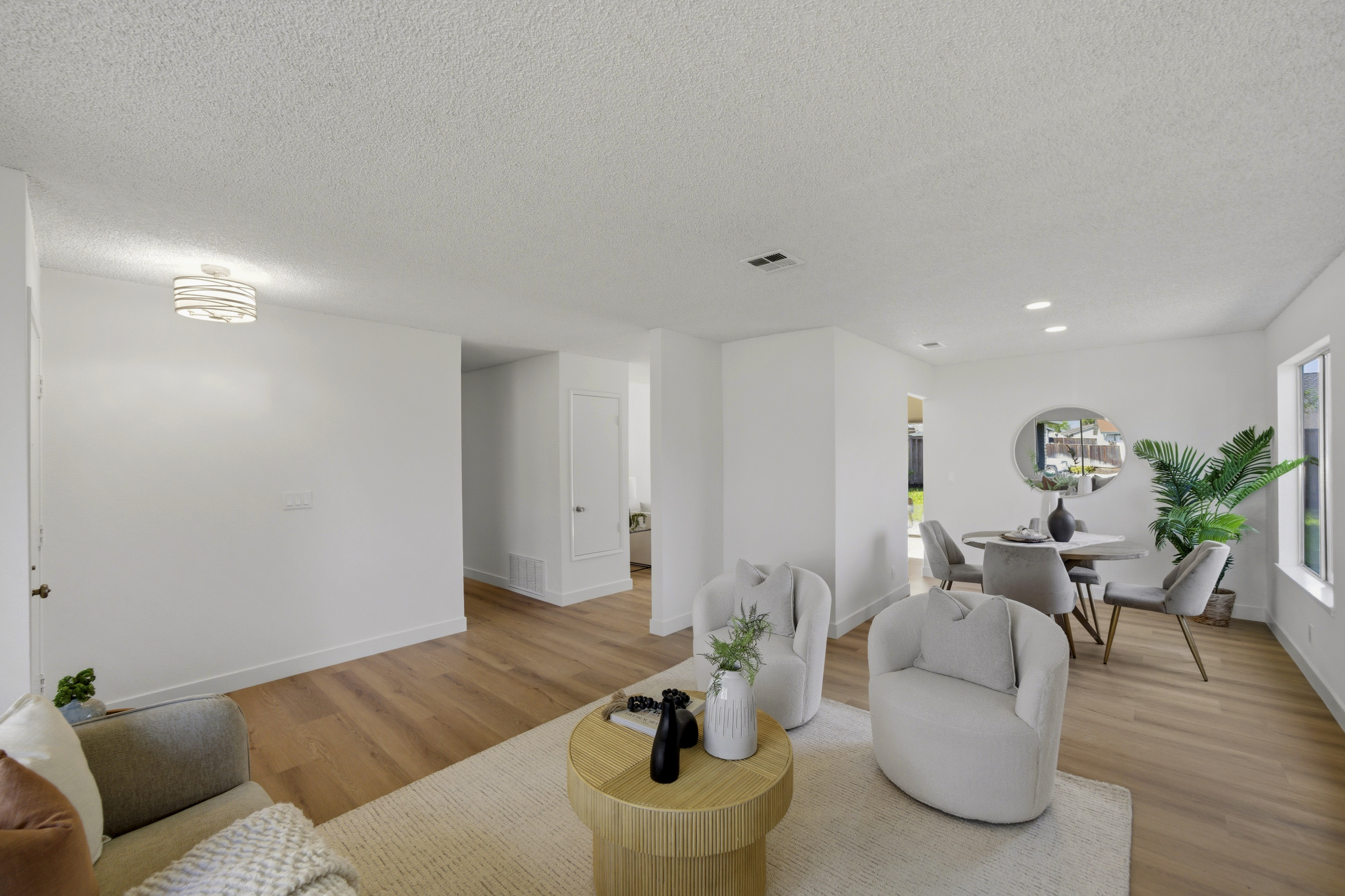 1686 Rhododendron Drive 