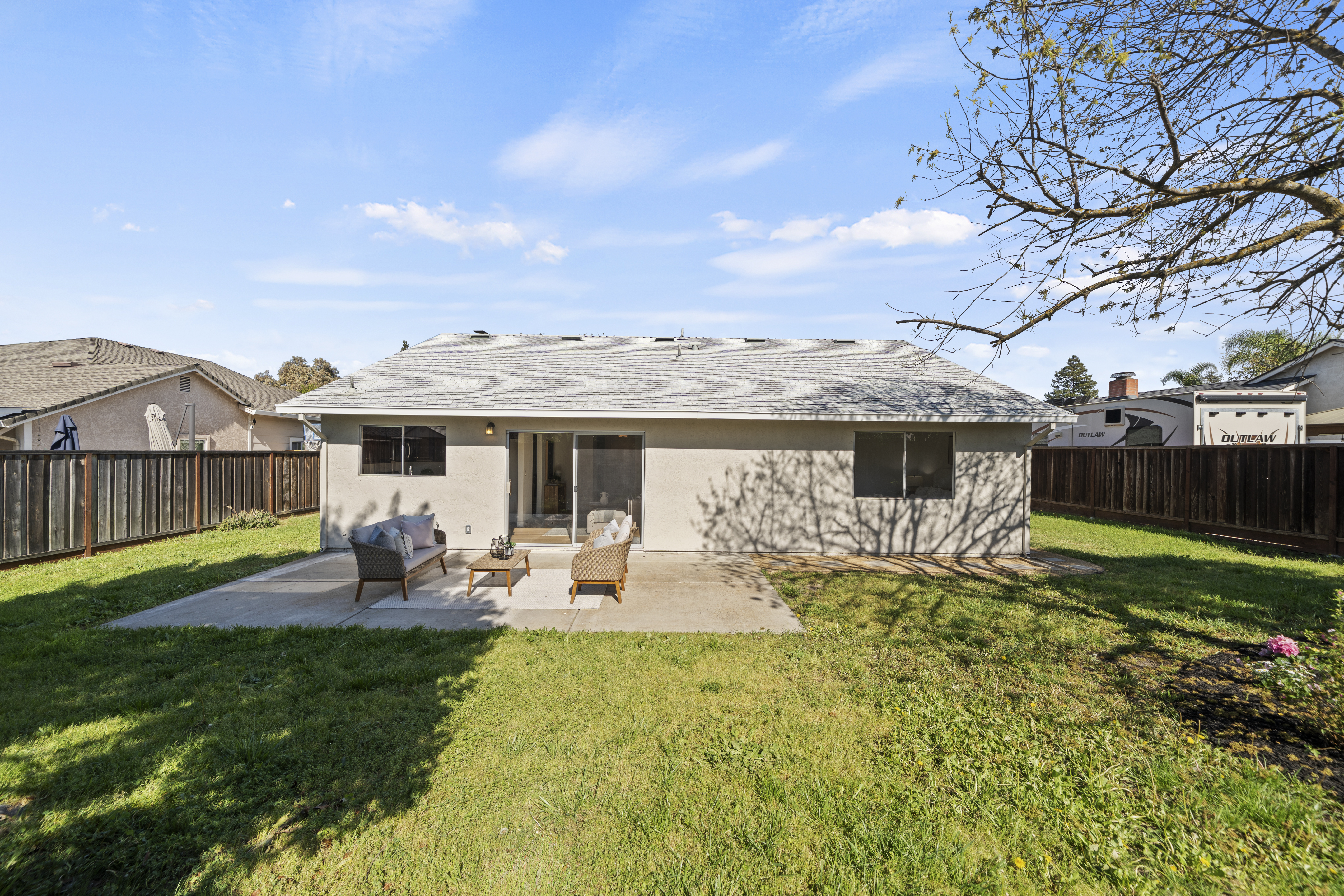 1686 Rhododendron Drive 