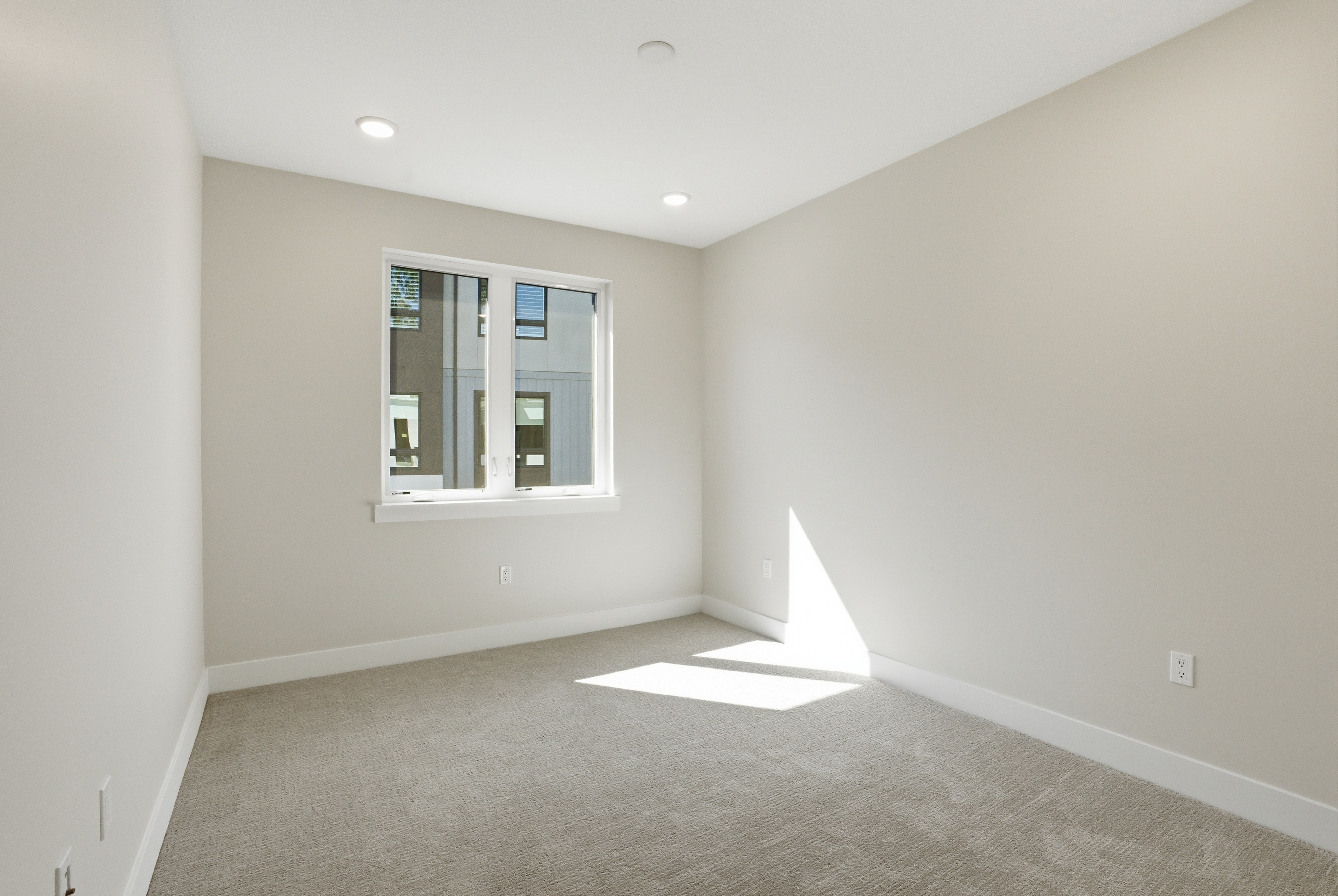 80 Woodbury Highlands Place #16 