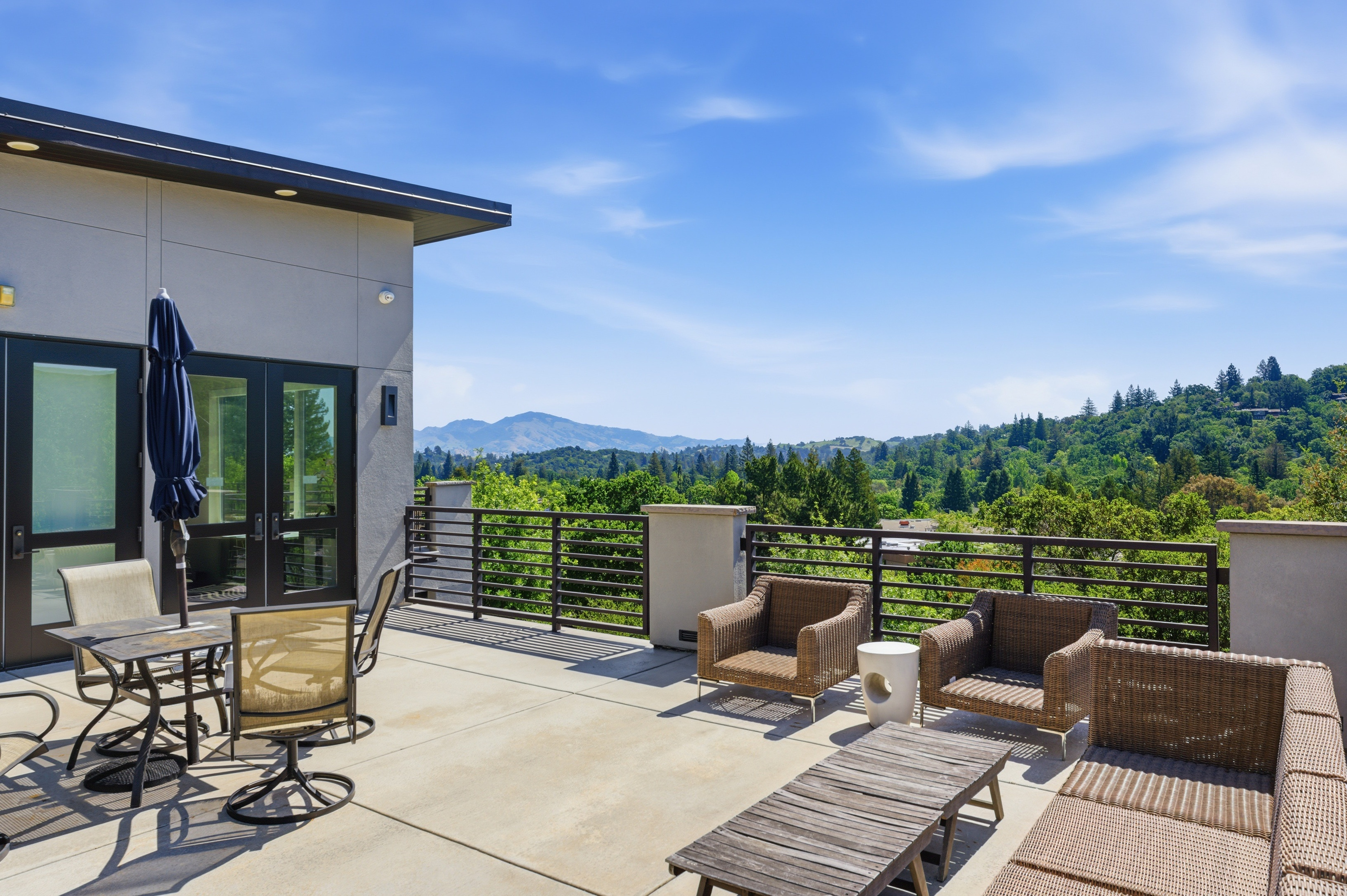 80 Woodbury Highlands Place #16 