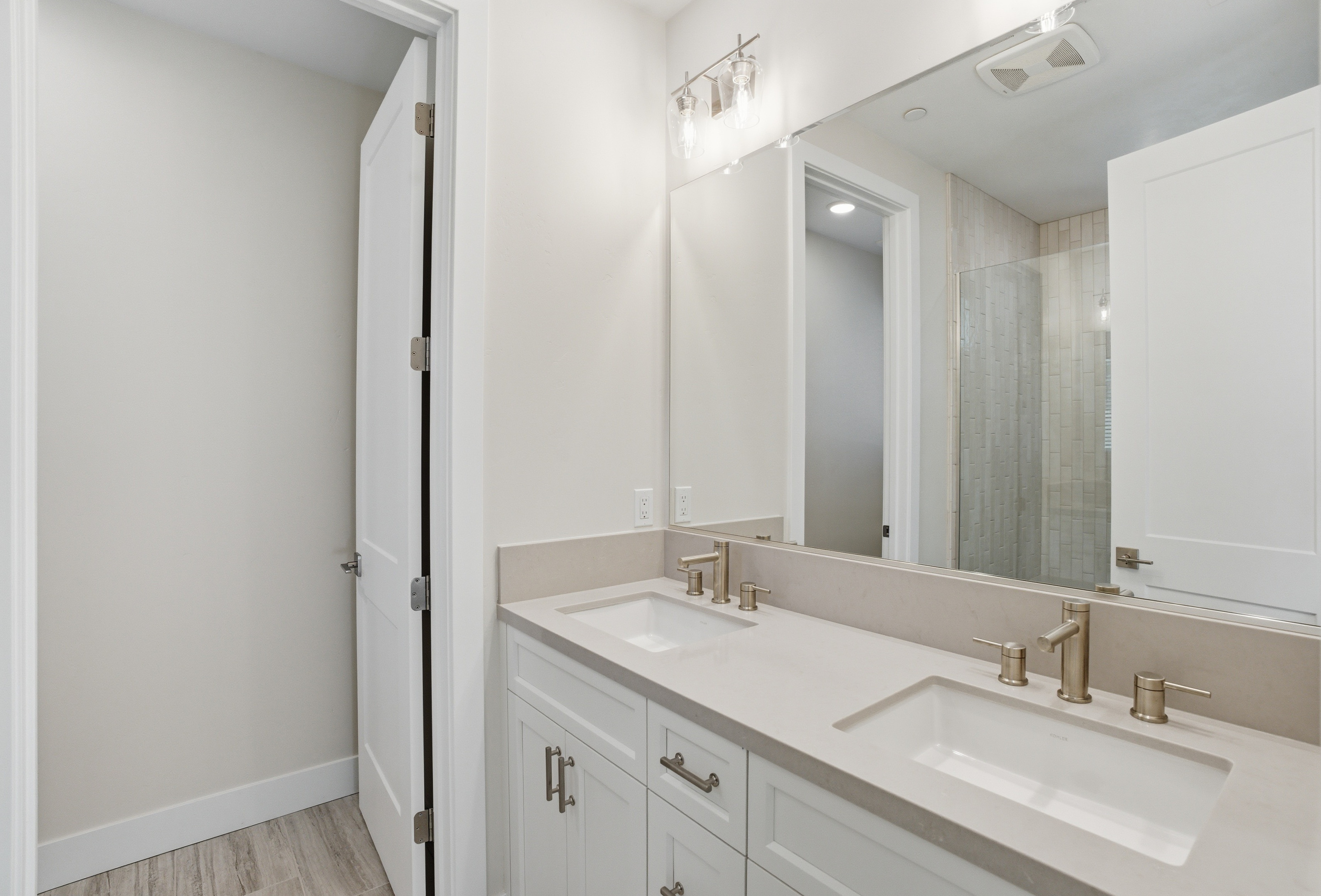 80 Woodbury Highlands Place #16 