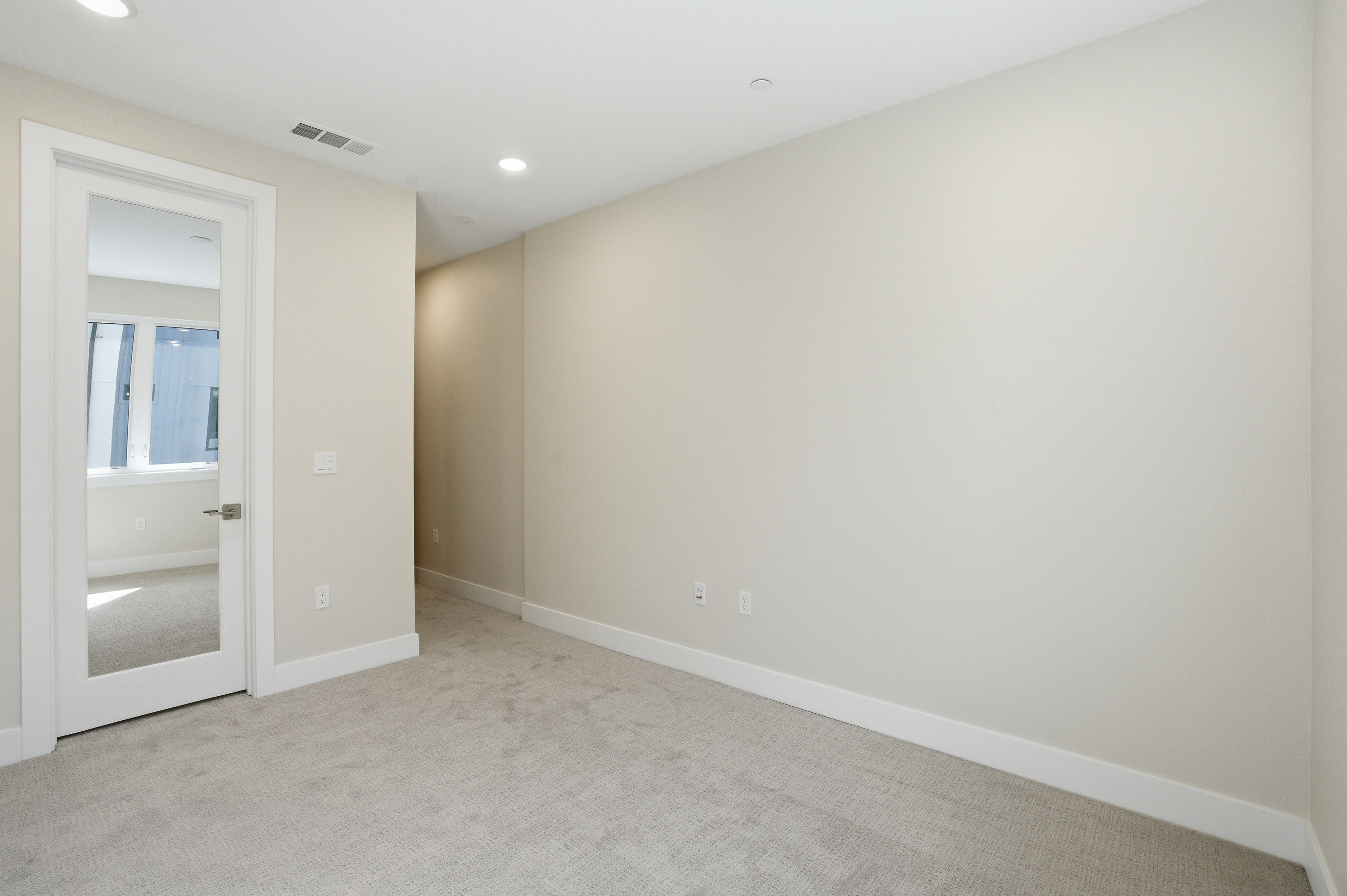 80 Woodbury Highlands Place #16 