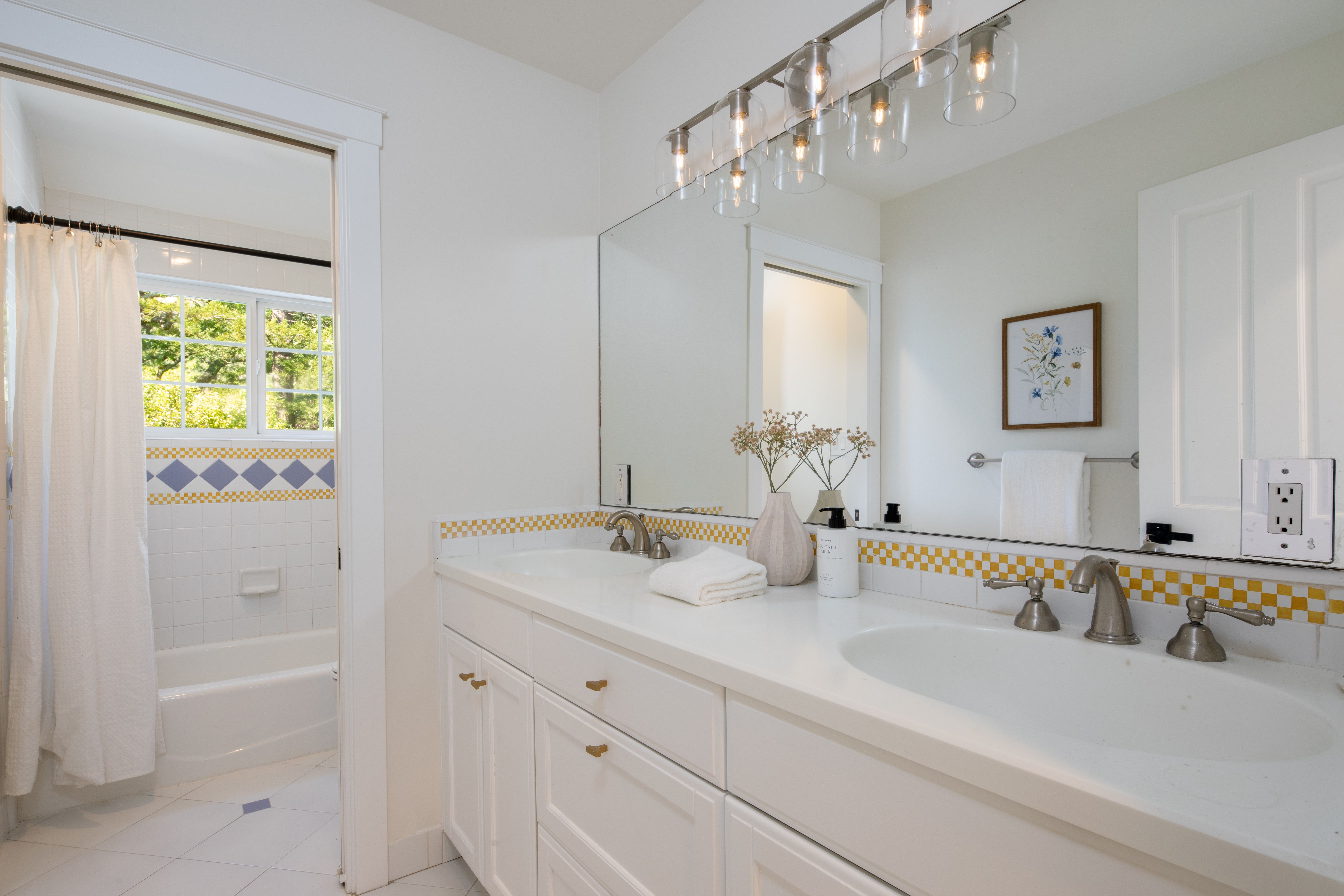 1248 Upper Happy Valley Road 