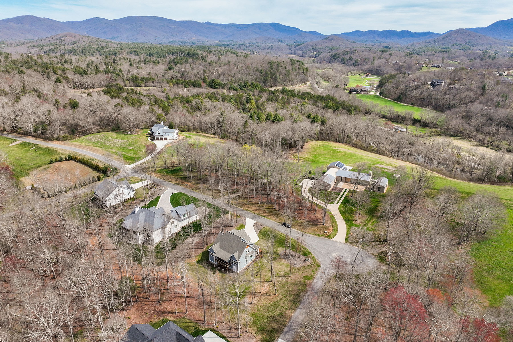 208 Turkey Ridge Road