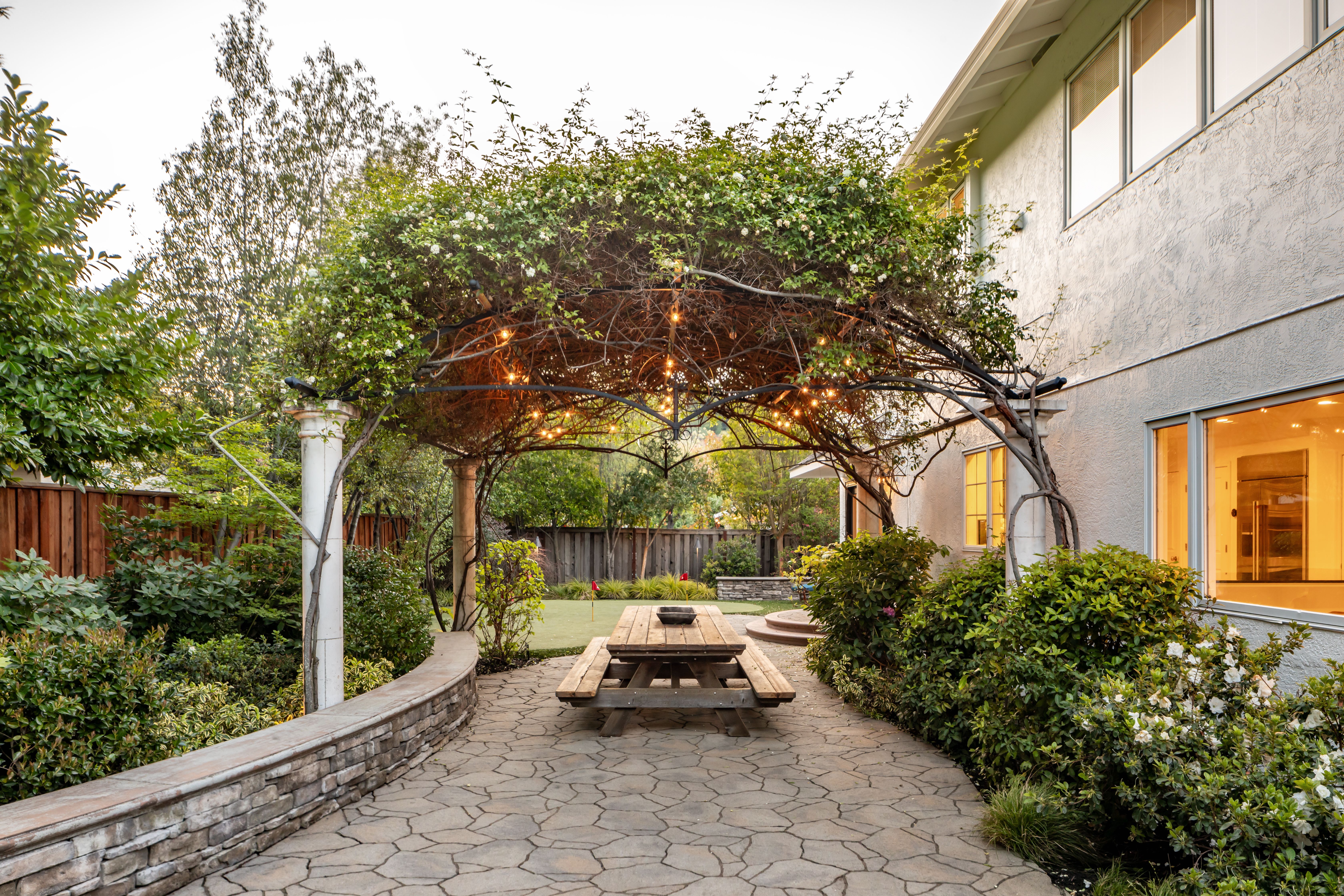 26 Juniper Way 