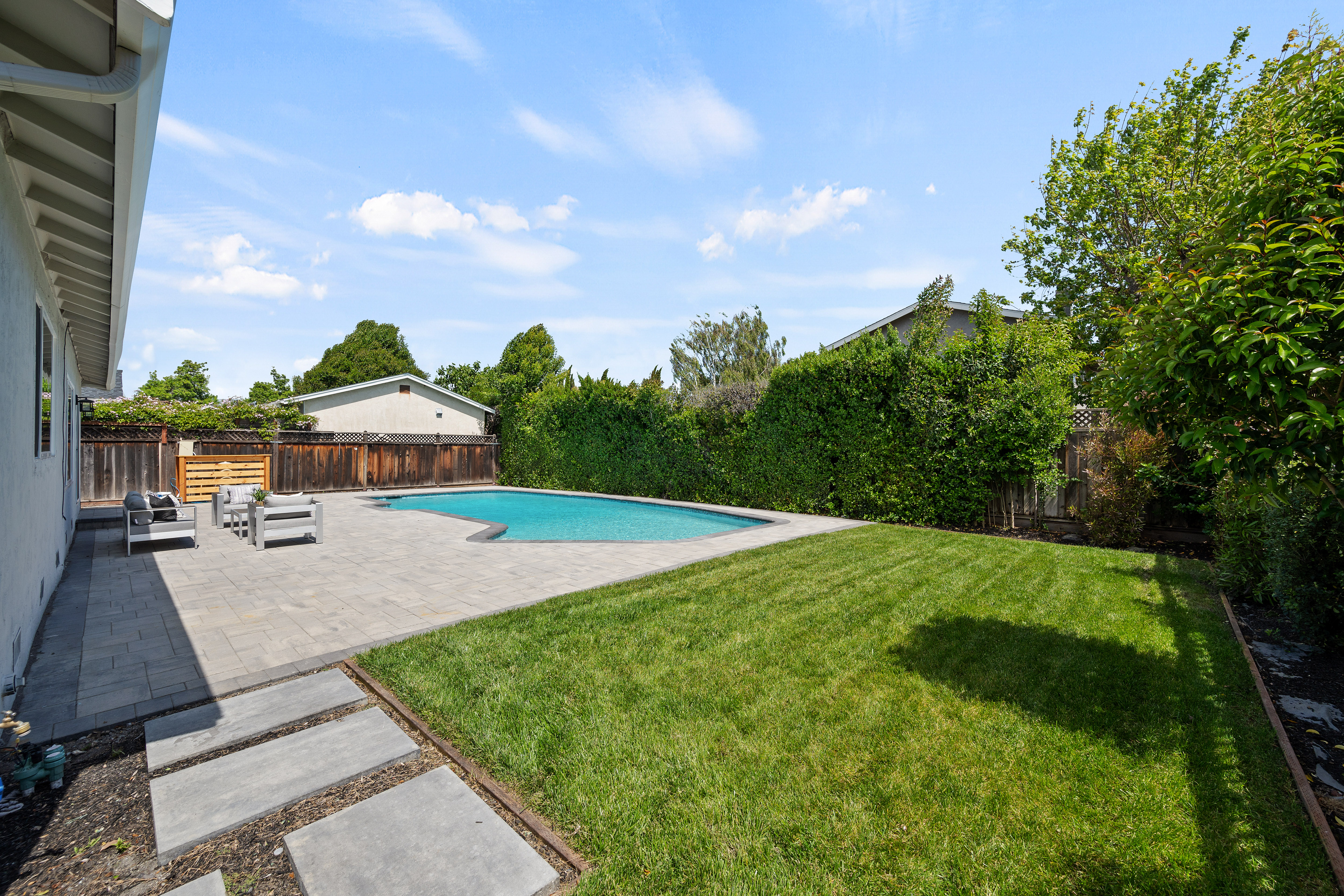 35279 Farnham Drive 